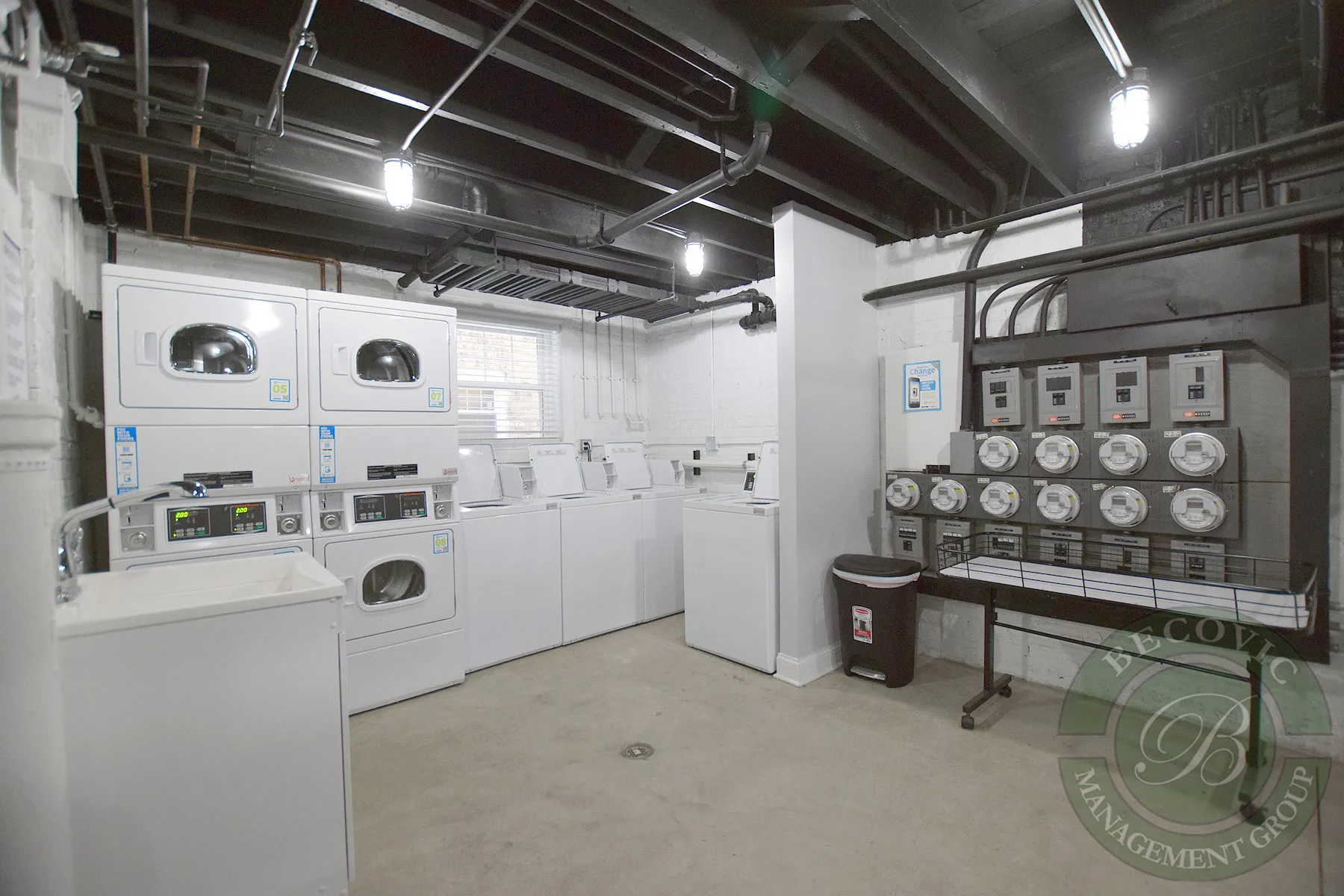 The Edgewater Gardens South Apartments