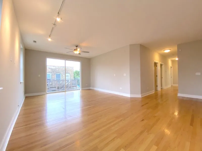 Bucktown Station Apartments for Rent Chicago Domu