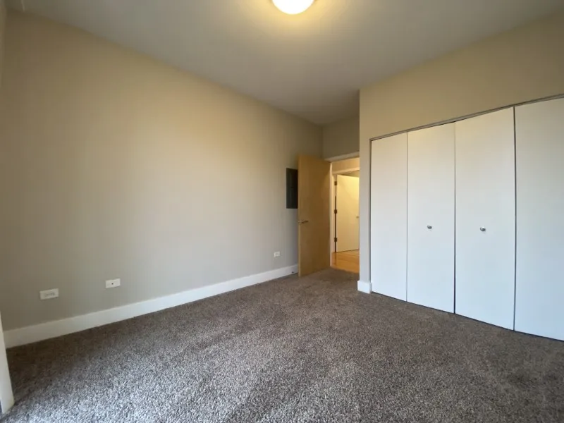 Bucktown Station Apartments