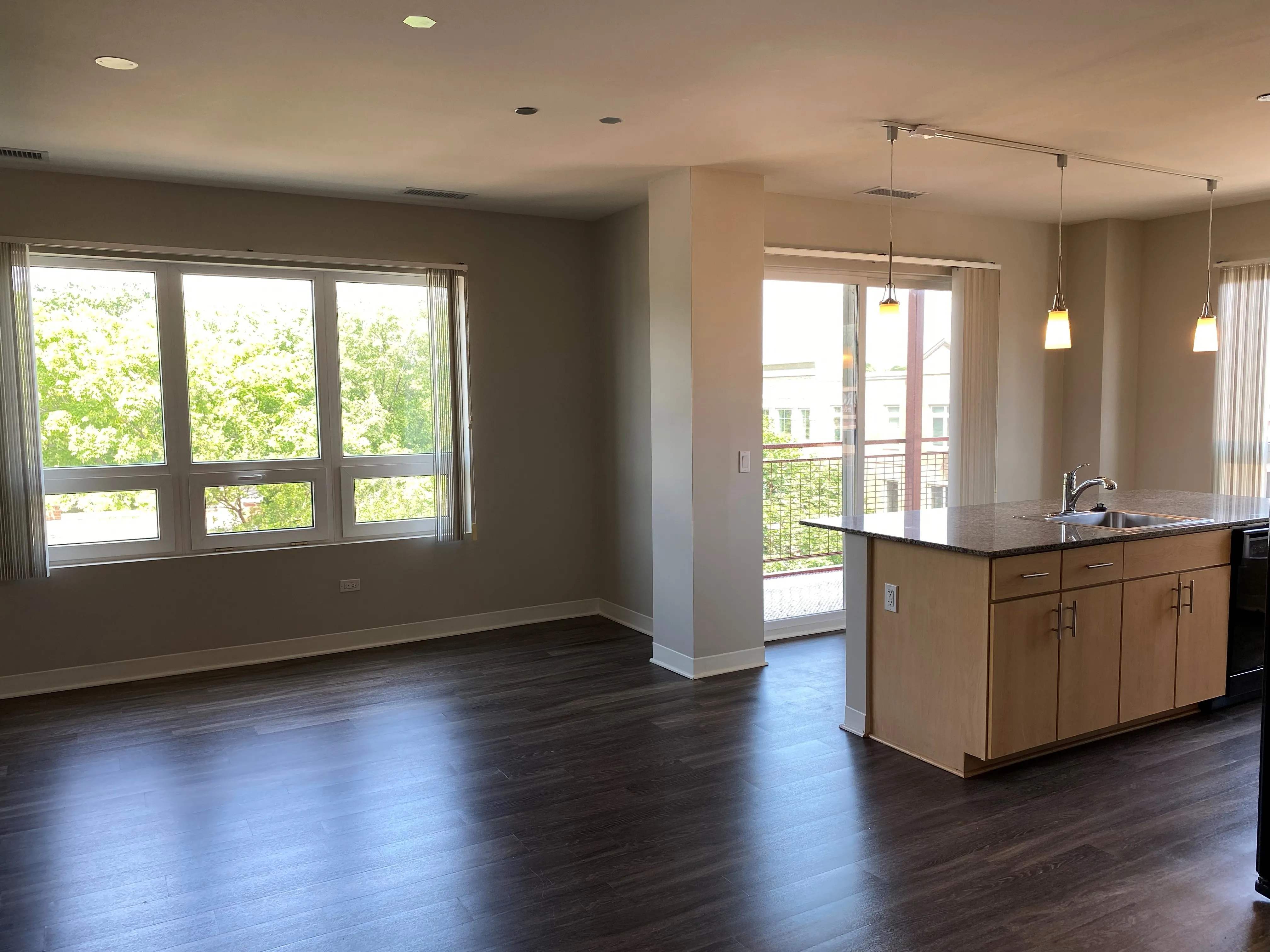 The Morgan at Loyola Station Apartments