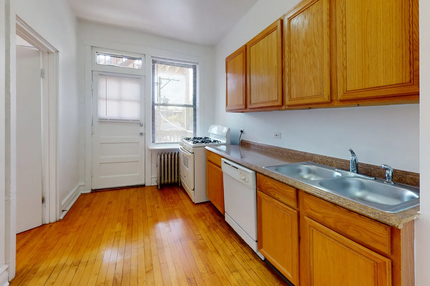 5300-5308 S. Greenwood Apartments