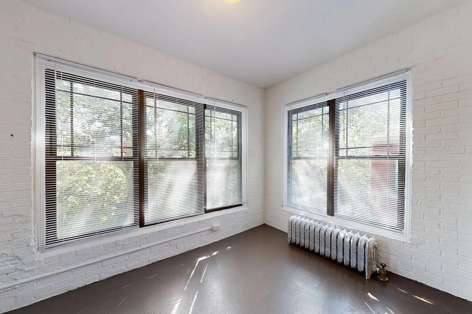 5300-5308 S. Greenwood Apartments