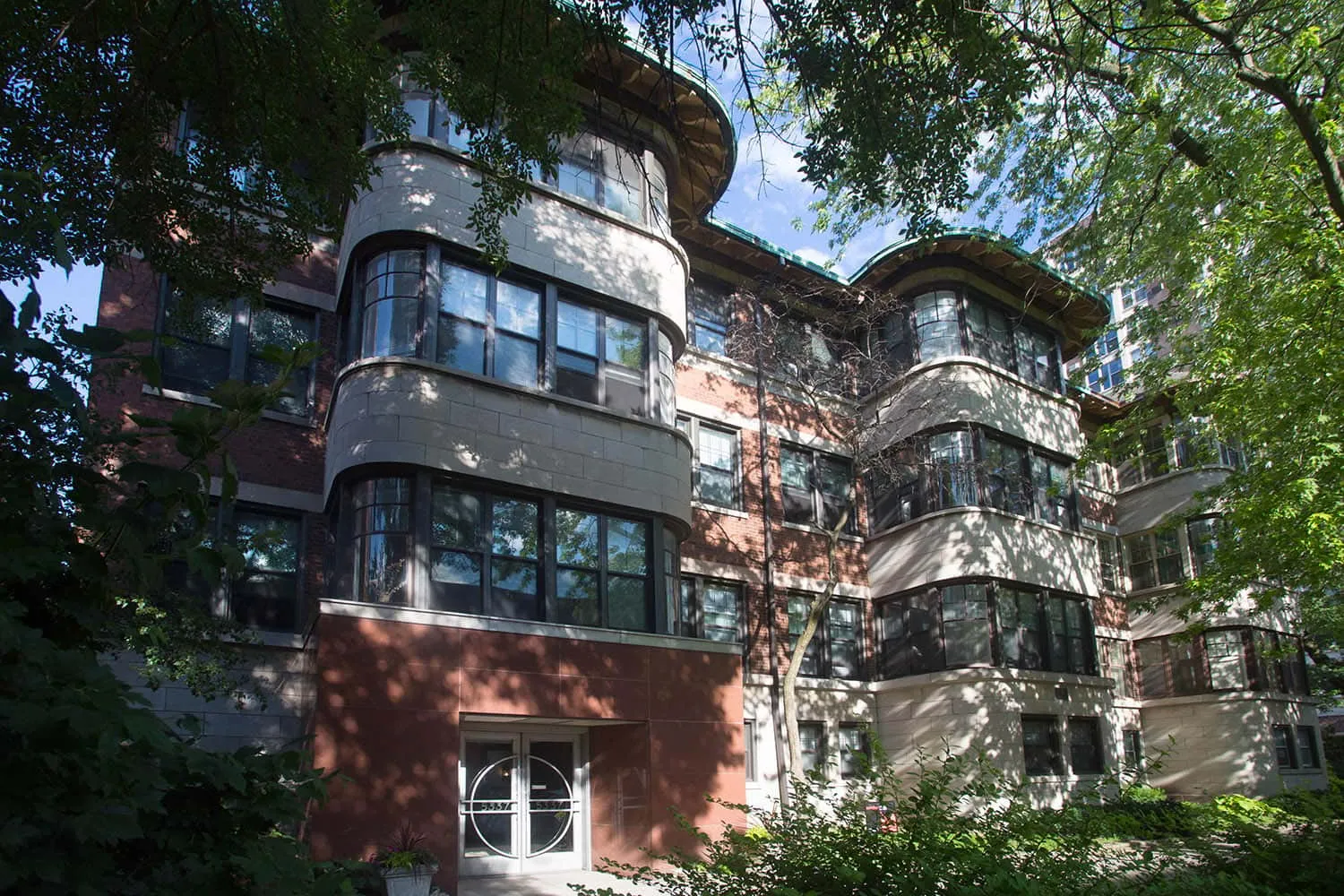 5337 S. Hyde Park Apartments