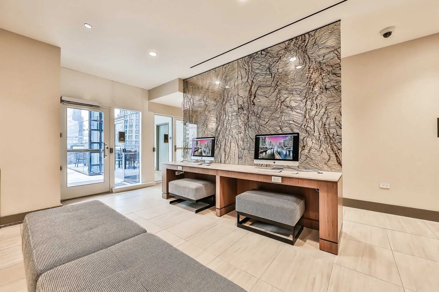 340 E NORTH WATER ST 60611-North Water-Chicago-IL