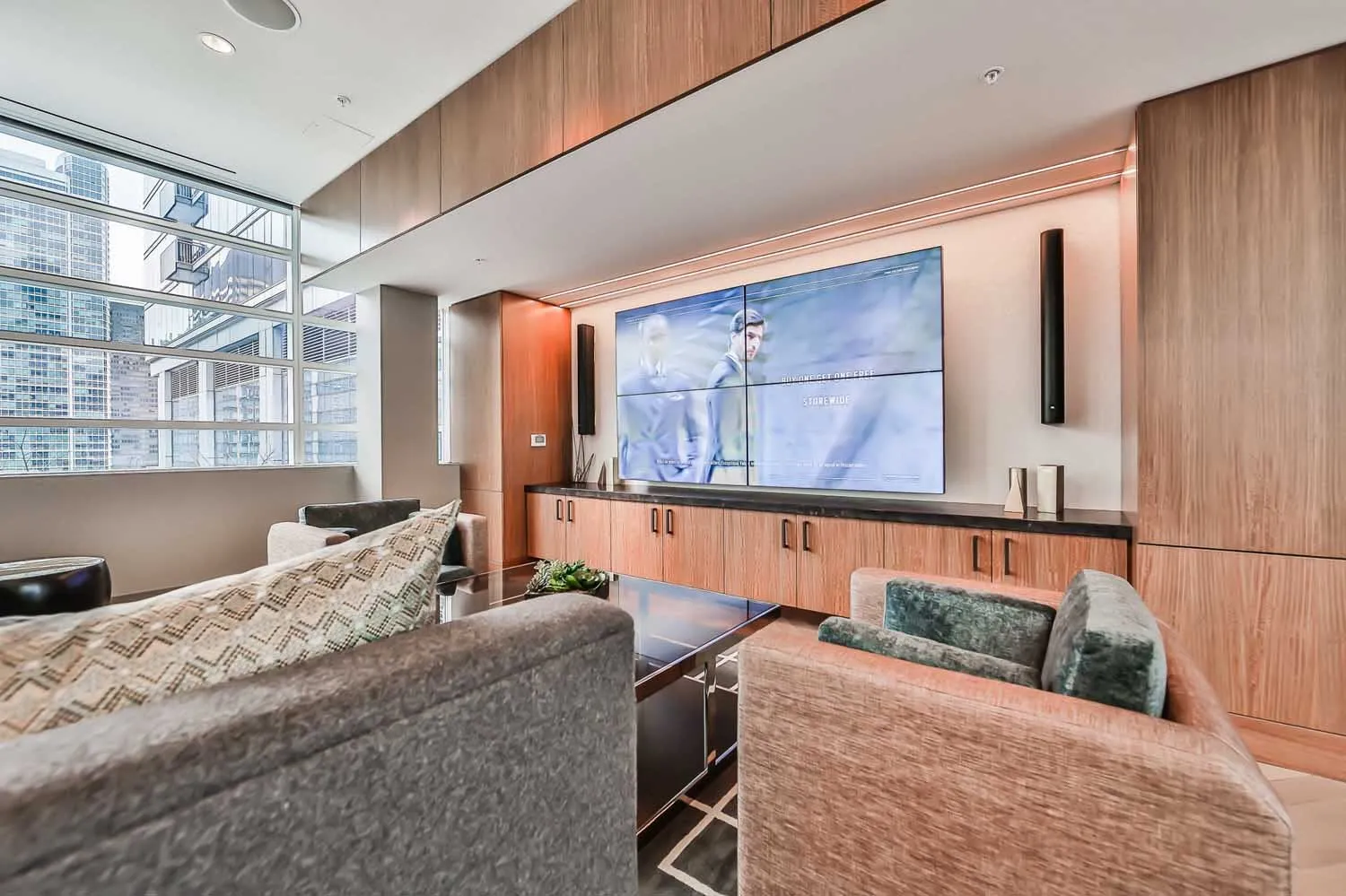 340 E NORTH WATER ST 60611-North Water-Chicago-IL