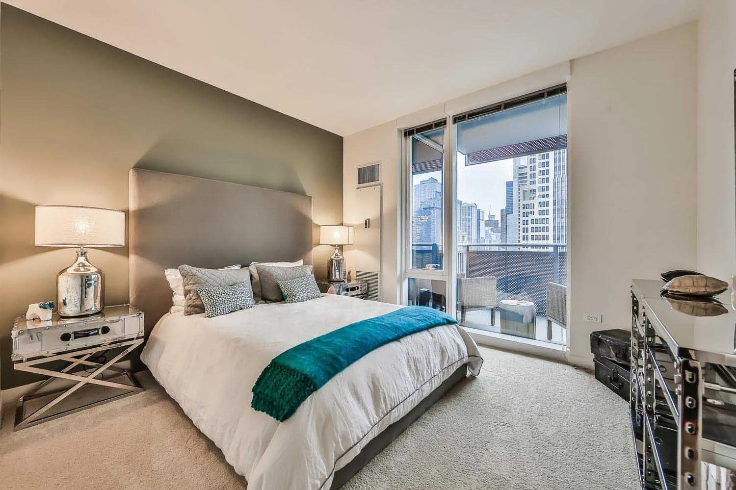 340 E NORTH WATER ST 60611-North Water-Chicago-IL