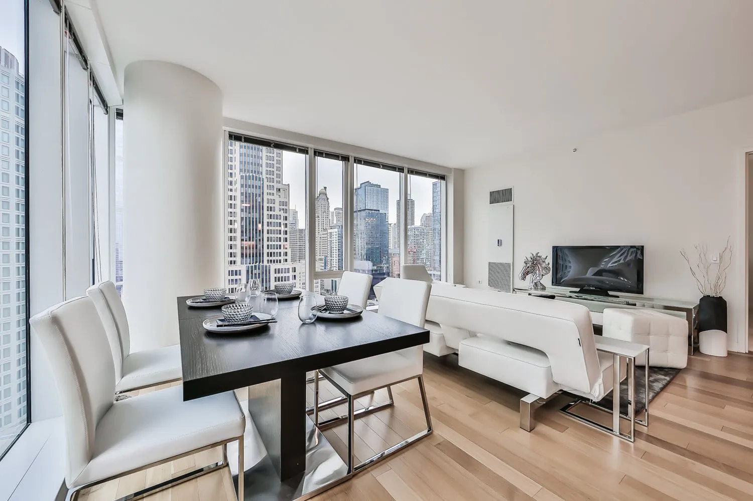 340 E NORTH WATER ST 60611-North Water-Chicago-IL