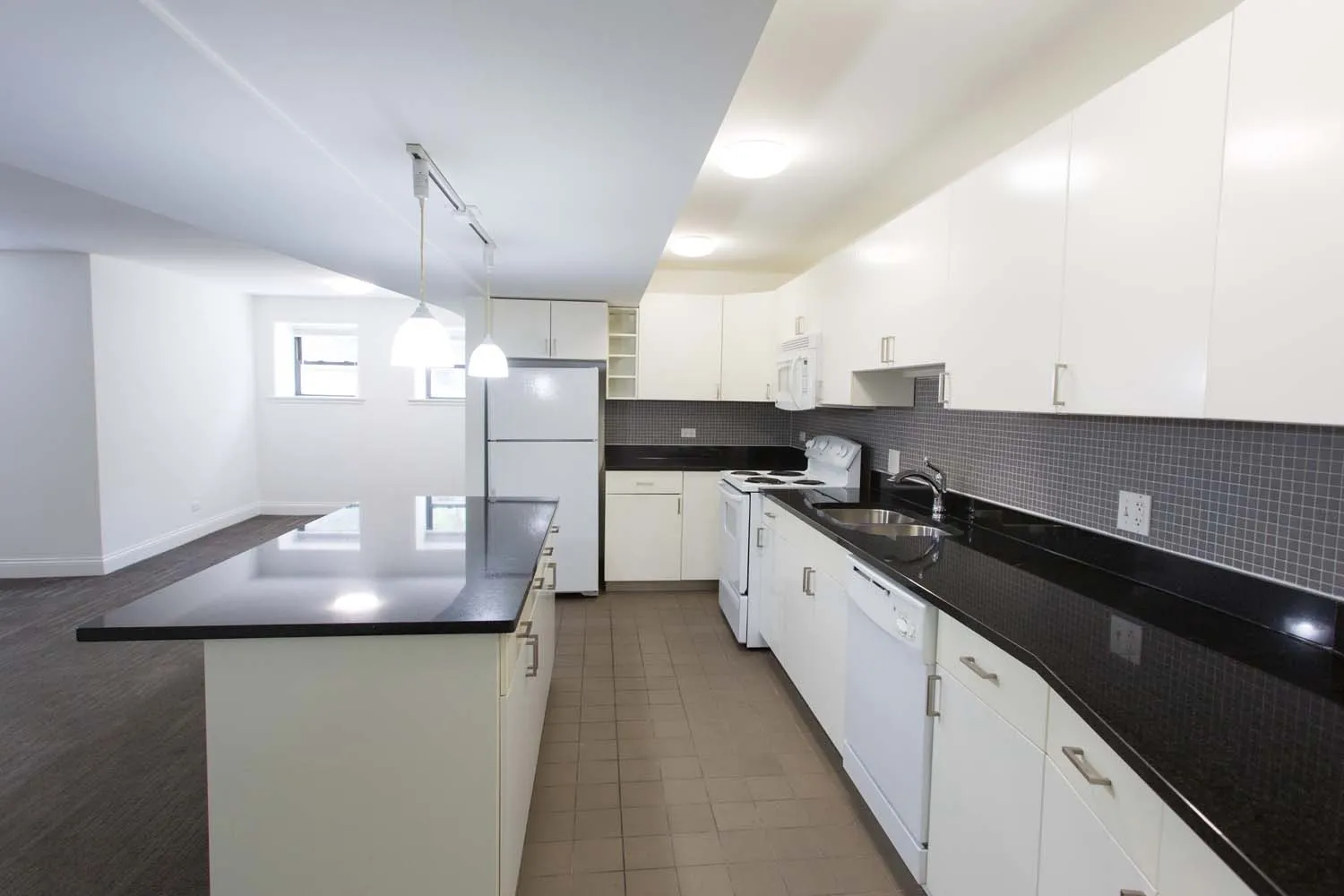 5229 S. Drexel Avenue Apartments