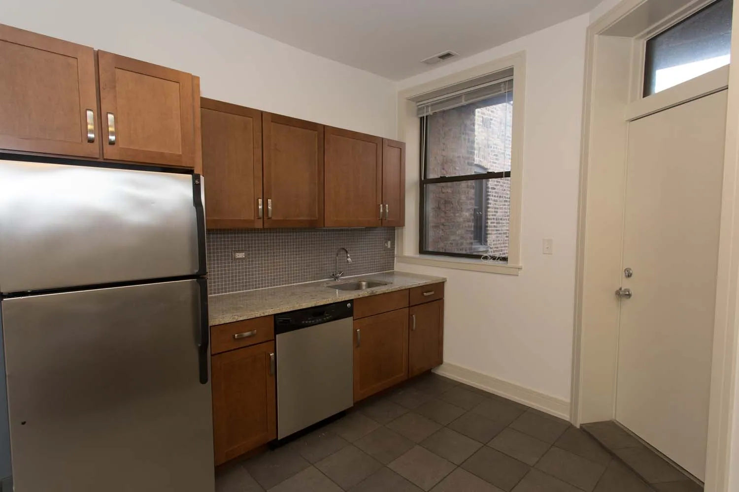 5234-5244 S. Ingleside Apartments