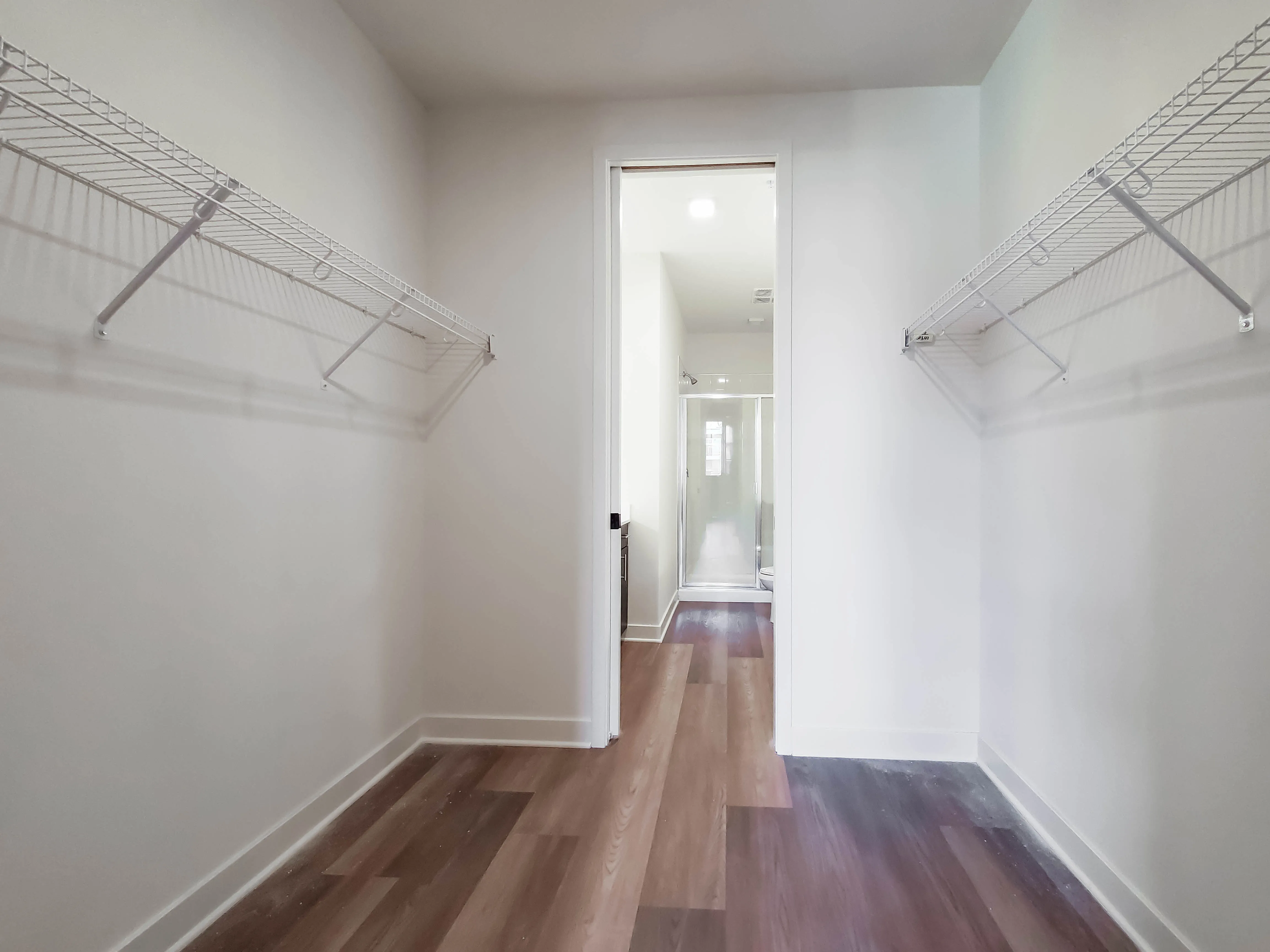 Wolcott Loft Apartments in East Village, Chicago