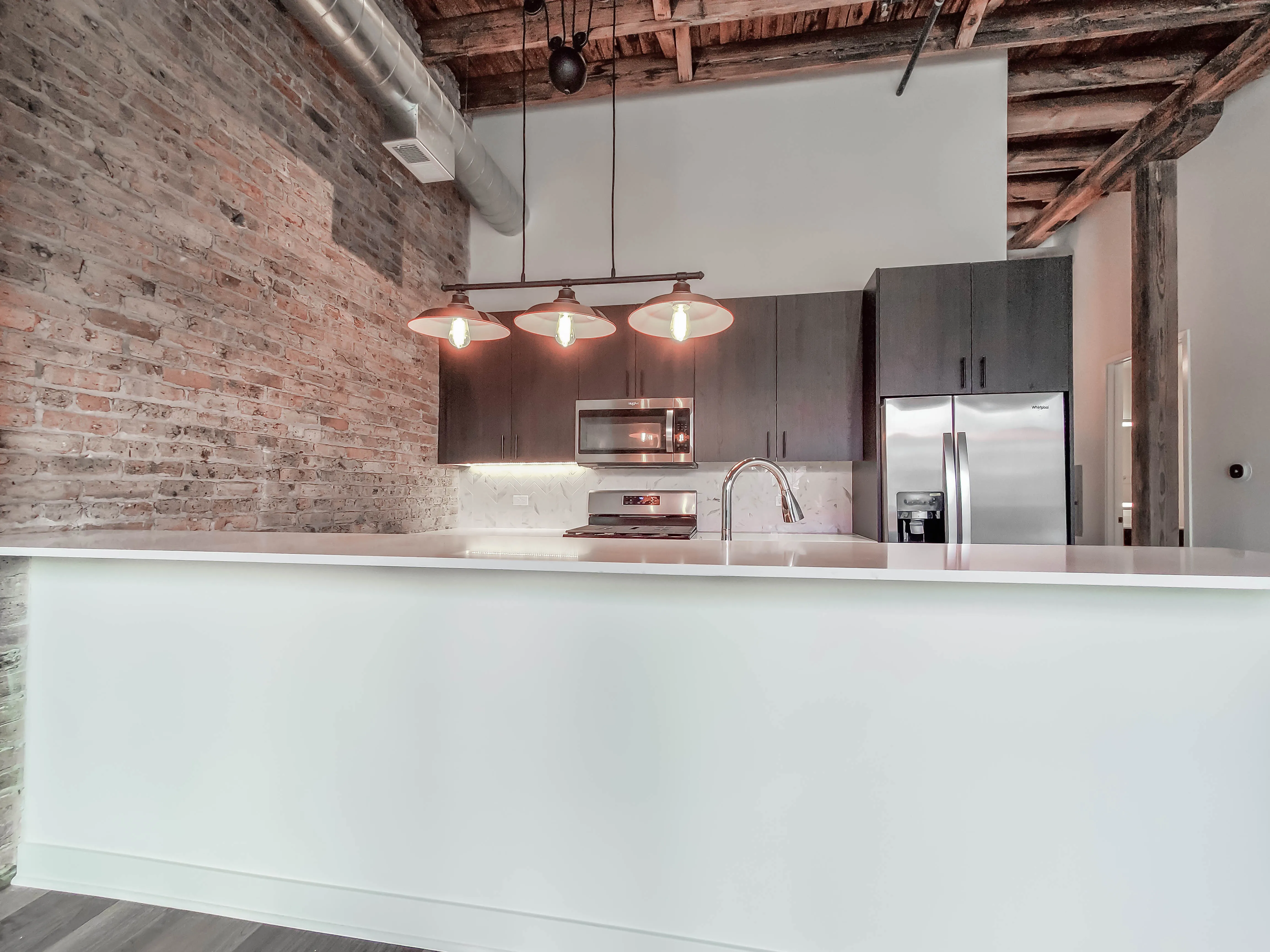 Wolcott Loft Apartments in East Village, Chicago
