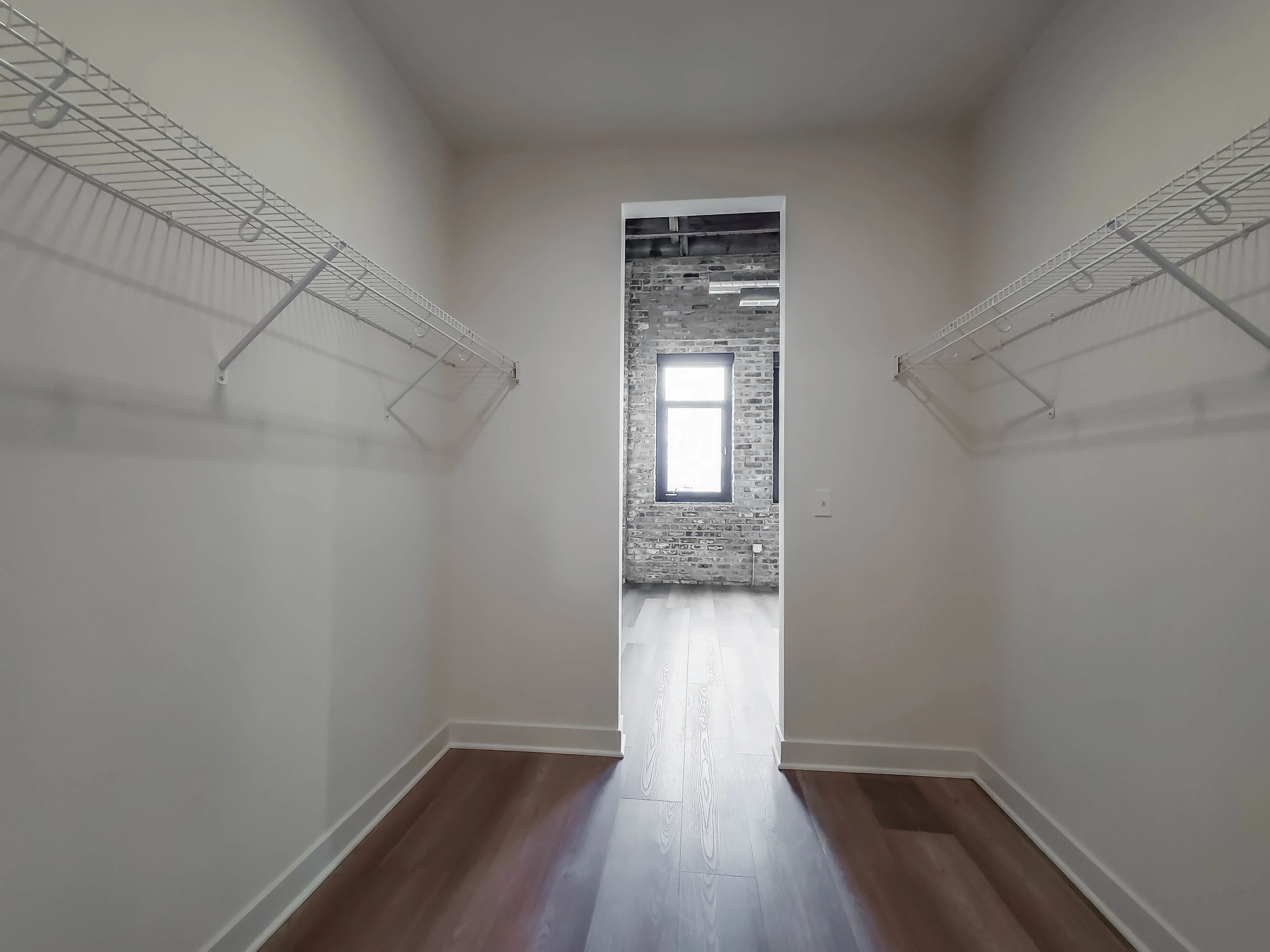 Wolcott Loft Apartments in East Village, Chicago