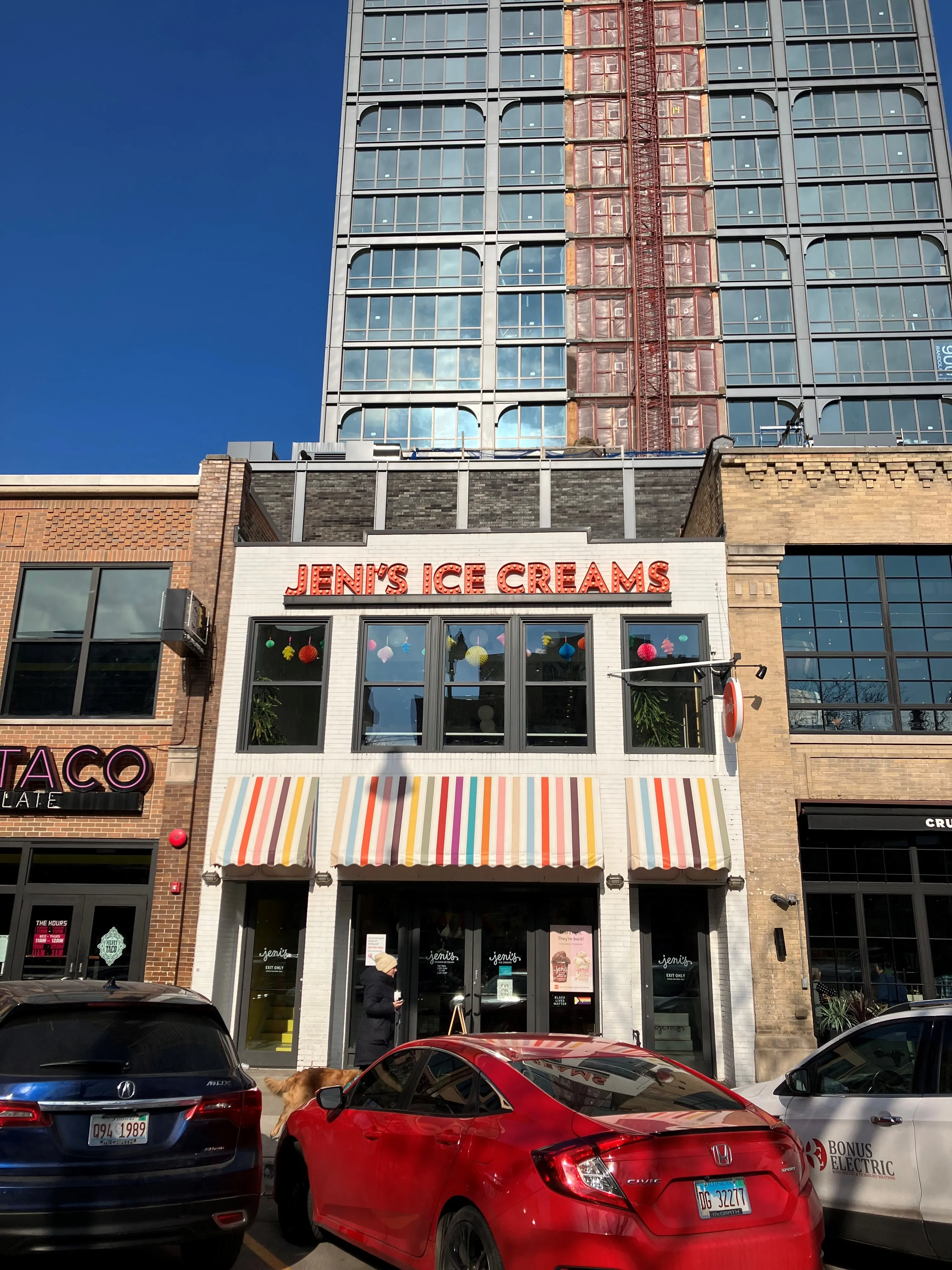 900 W RANDOLPH ST 60607-900 Randolph-Chicago-IL