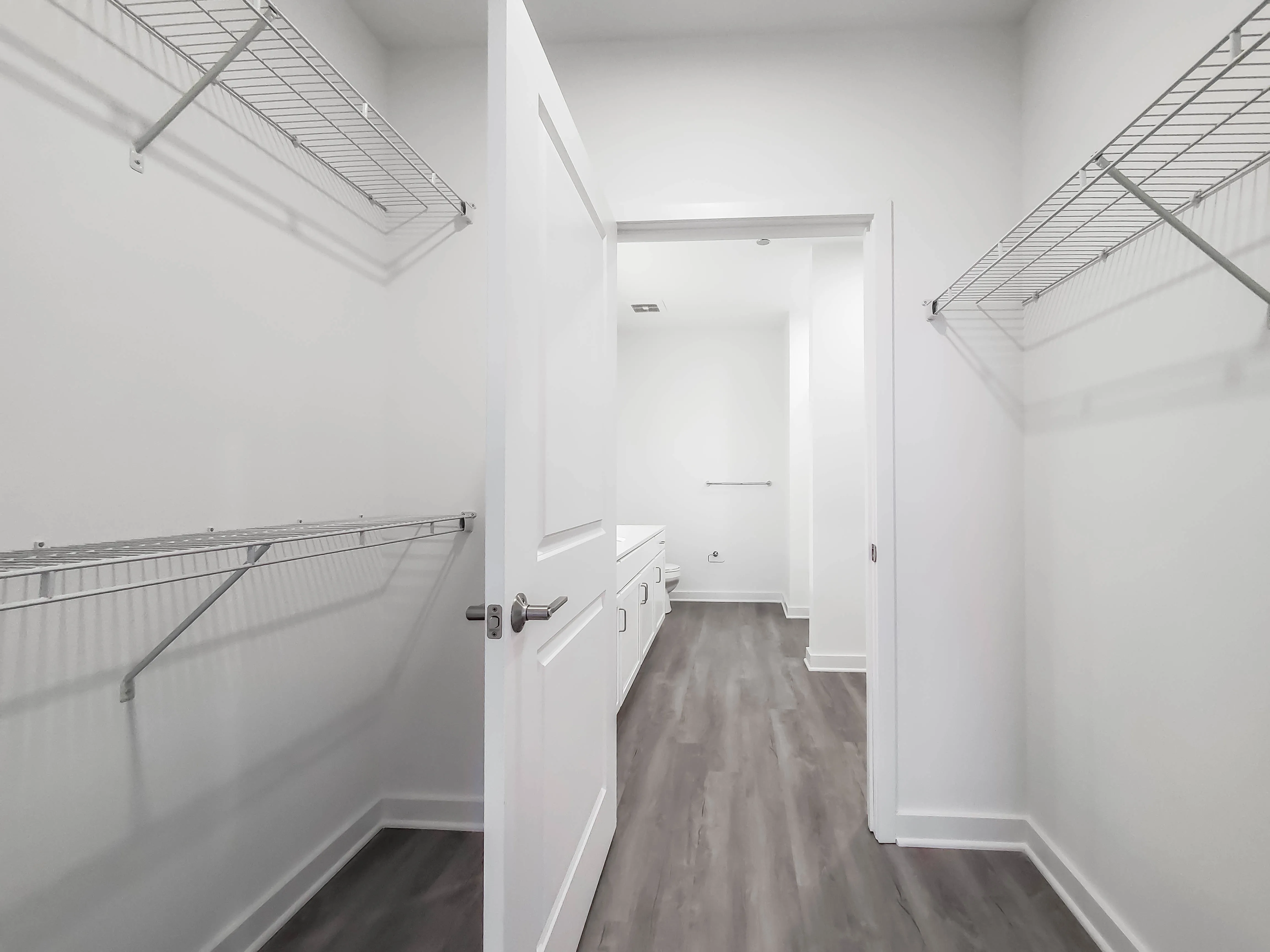 The Raven Apartments in Ravenswood Chicago