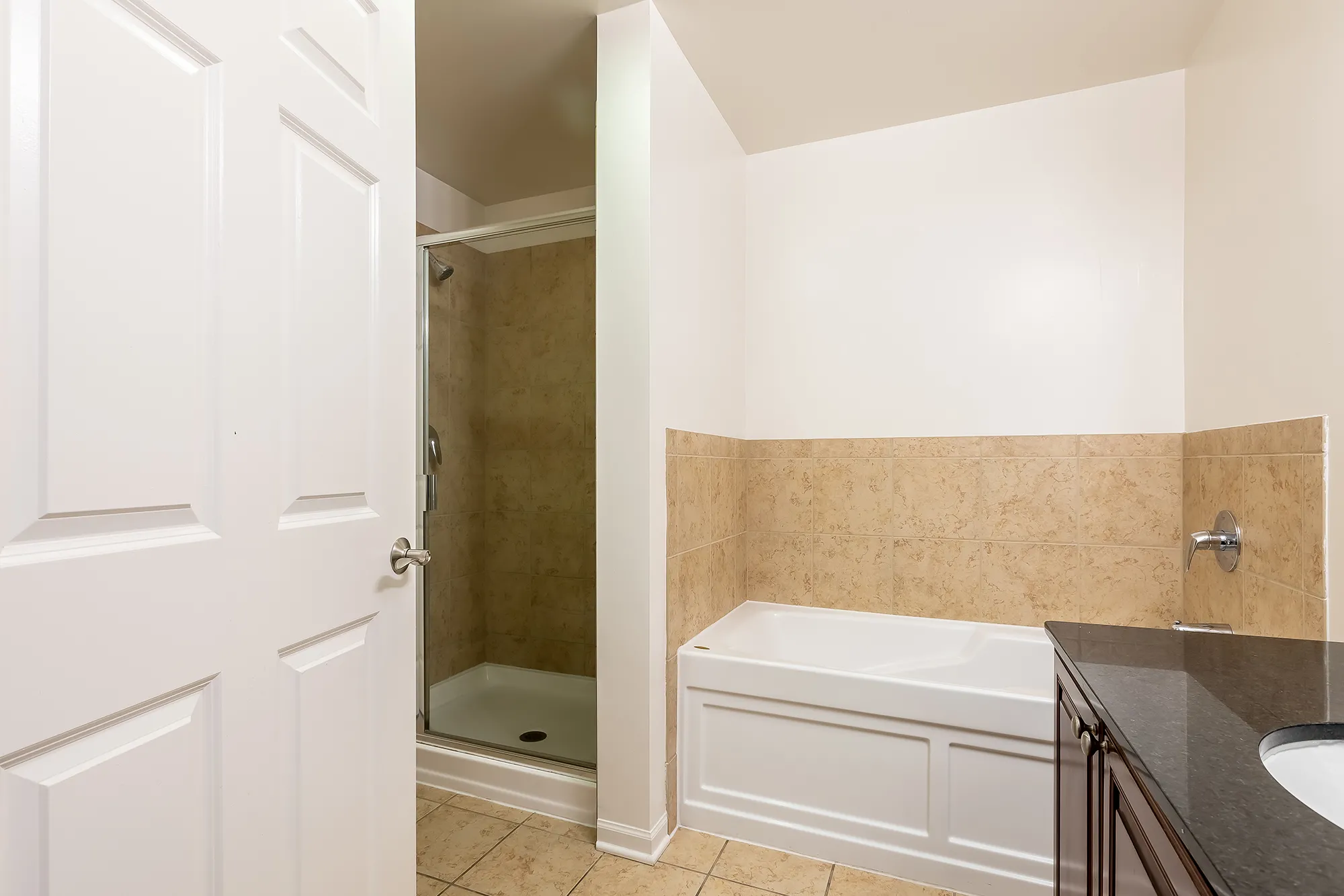 Spacious Bathroom at Astoria Tower Chicago Apartments in the South Loop