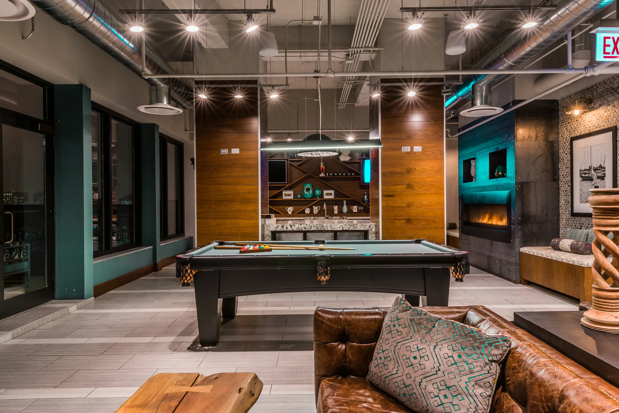 Resident Lounge at Axis Apartments in Streeterville Chicago