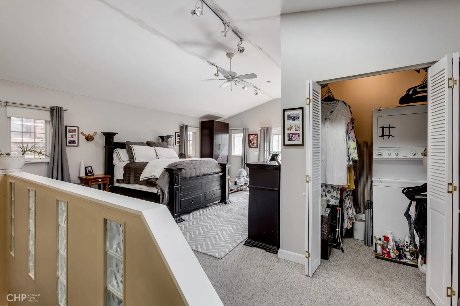 2021 W MCLEAN AVE 60647-2021 W McLean Ave-Chicago-IL