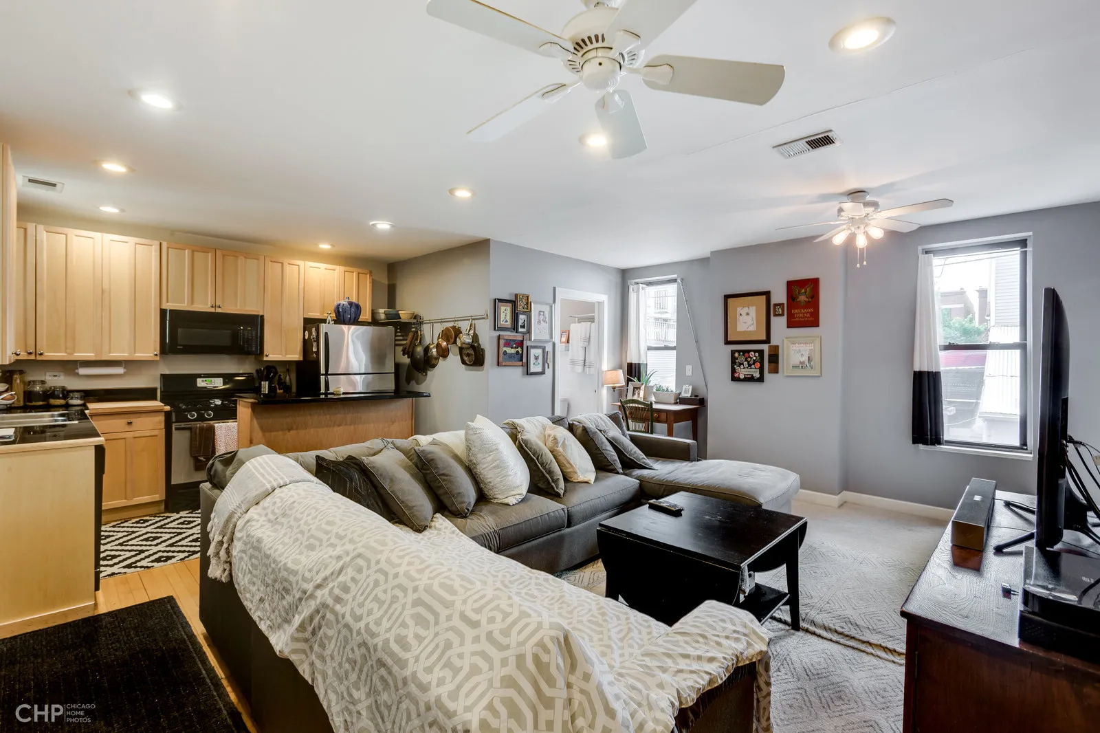 2021 W MCLEAN AVE 60647-2021 W McLean Ave-Chicago-IL