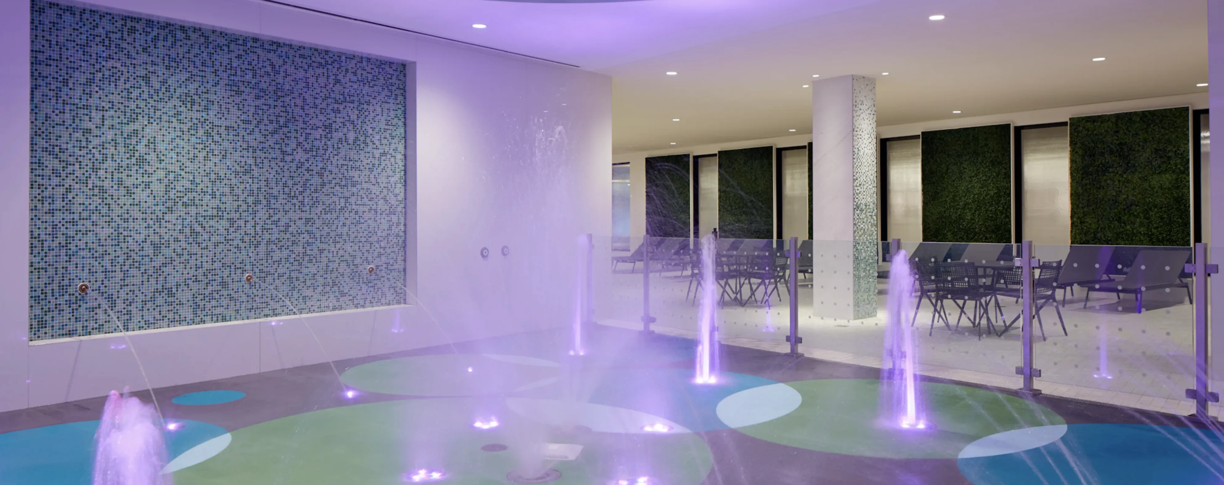 Cascade Apartments in Lakeshore East Chicago pool