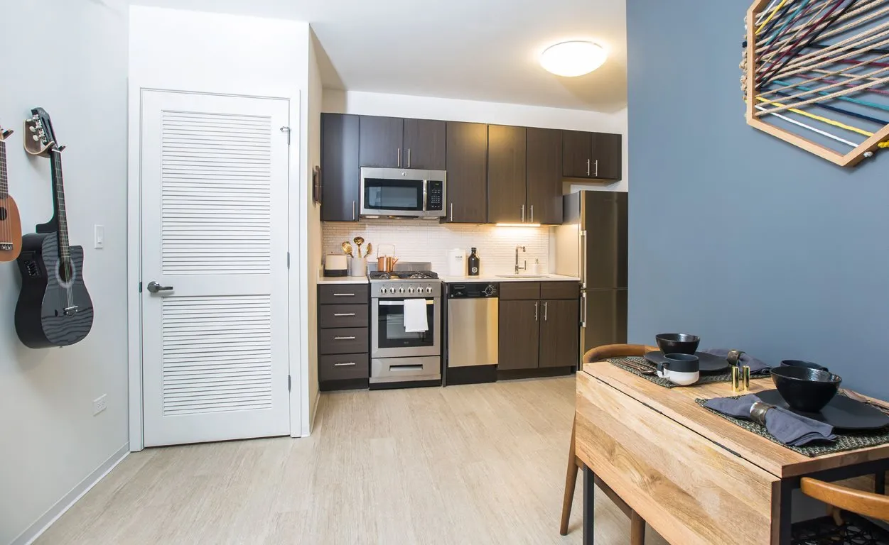 Exhibit on Superior Apartments in River North Chicago kitchen