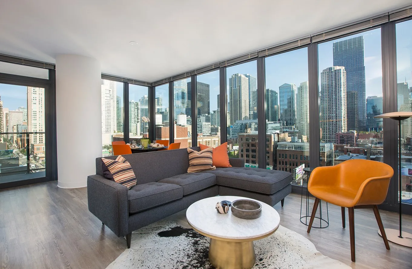 Gallery on Wells Apartments in River North Chicago living room