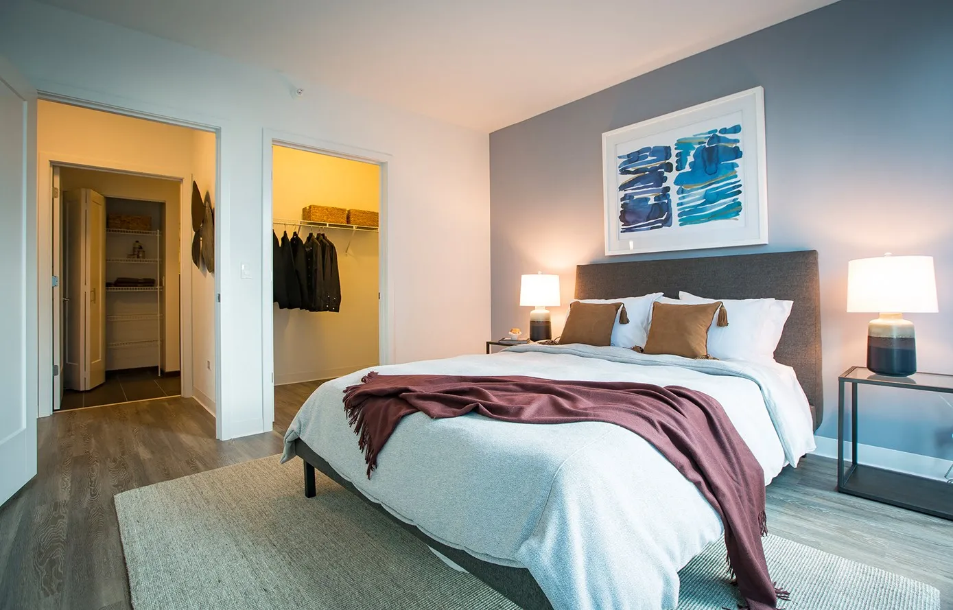Gallery on Wells Apartments in River North Chicago closets
