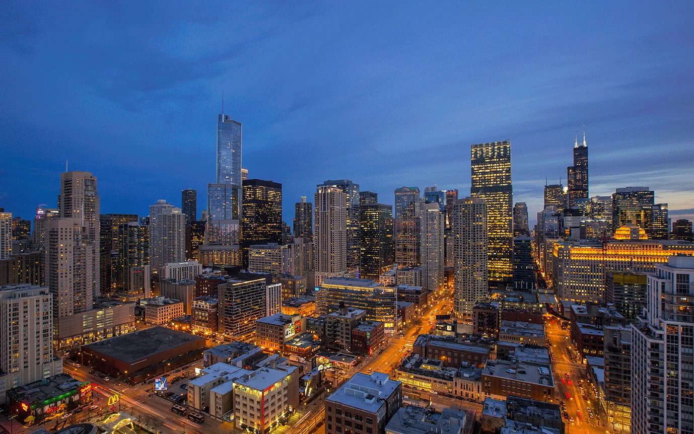 Gallery on Wells Apartments in River North Chicago south dusk view