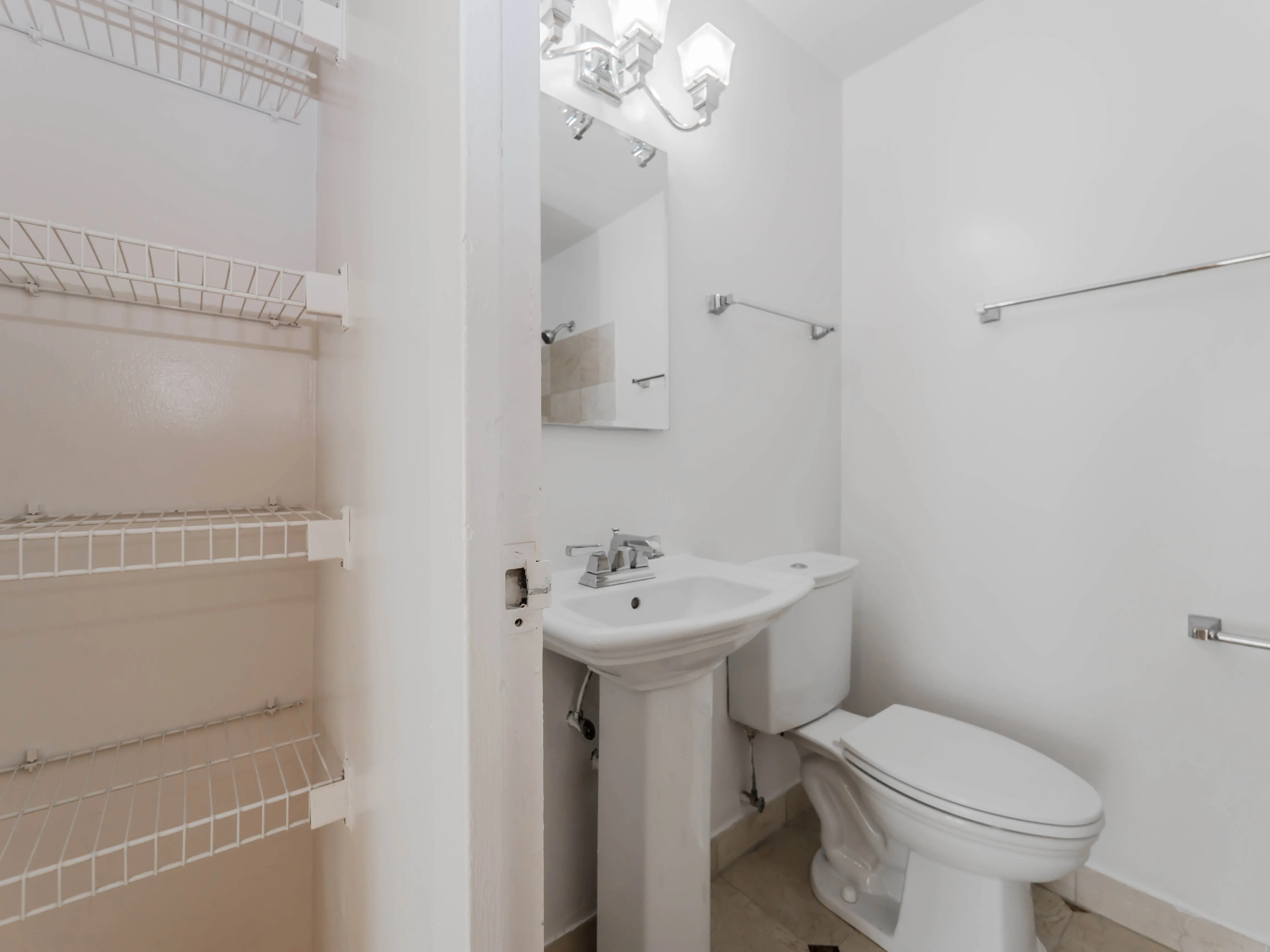 The Van der Rohe Apartments