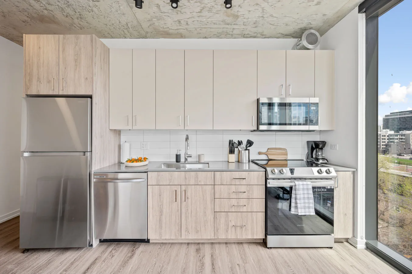 808 N CLEVELAND AVE 60610-The 808 Cleveland