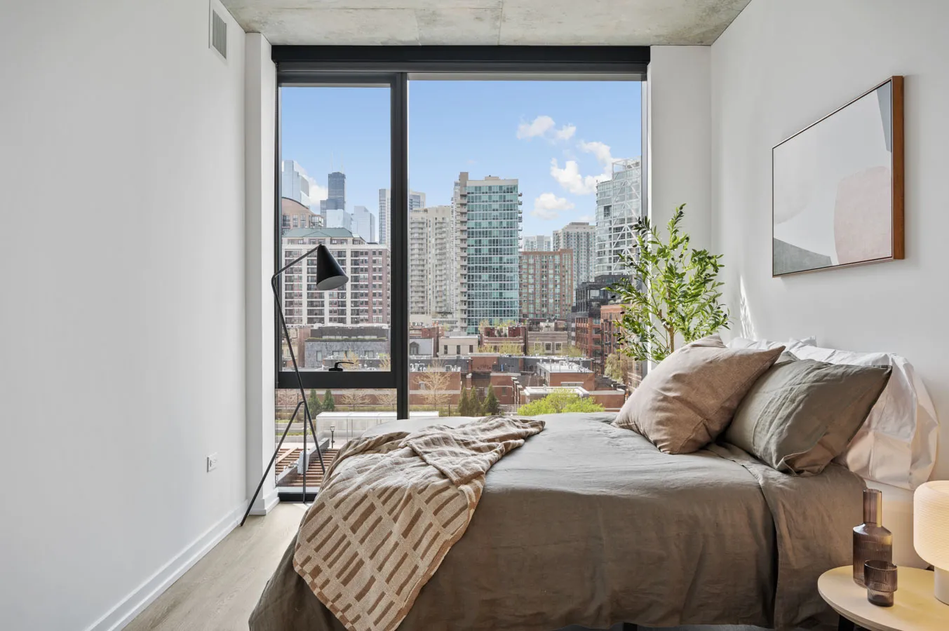 808 N CLEVELAND AVE 60610-The 808 Cleveland