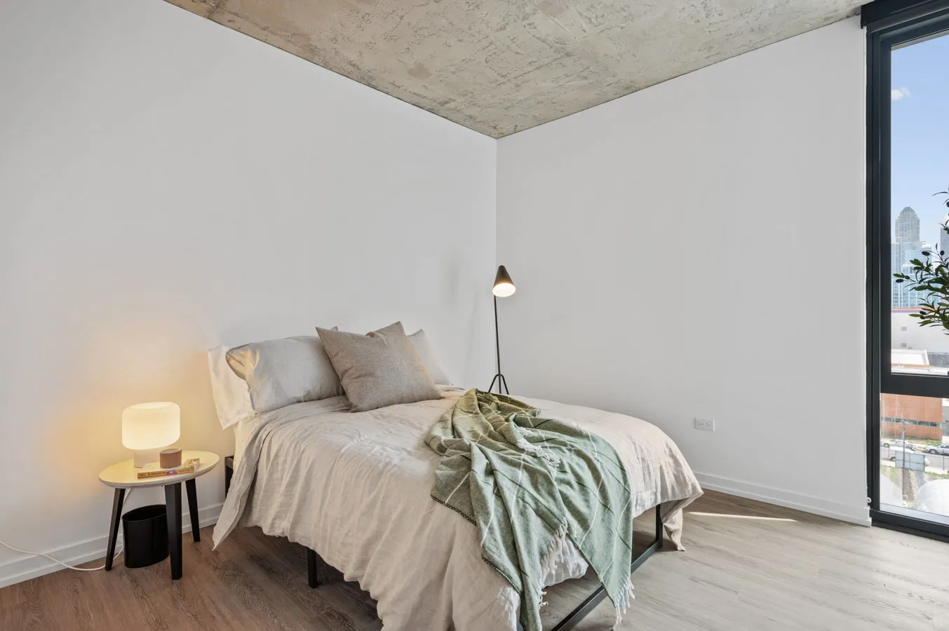 808 N CLEVELAND AVE 60610-The 808 Cleveland