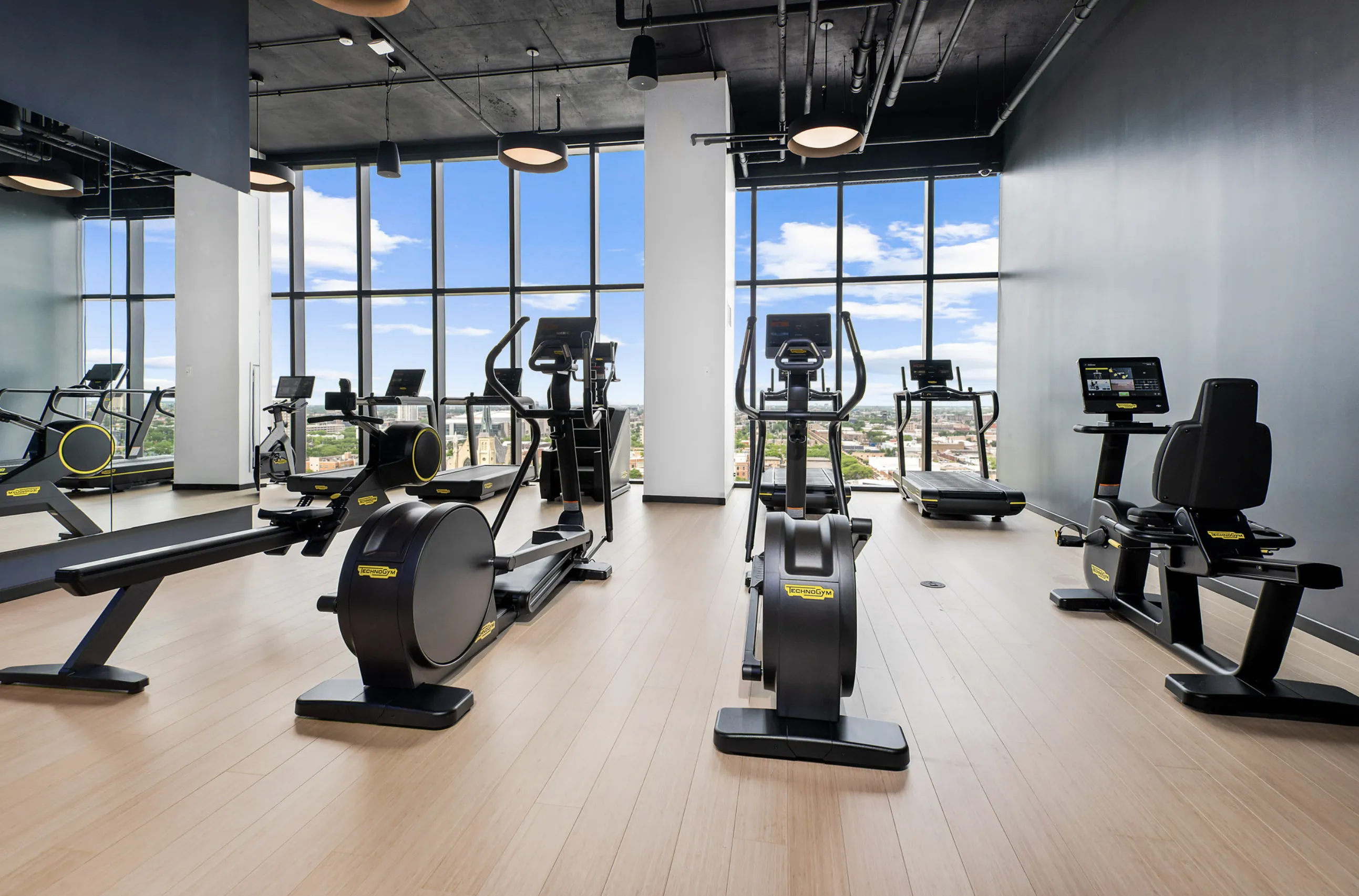 Parq Fulton Apartments in the West Loop of Chicago 