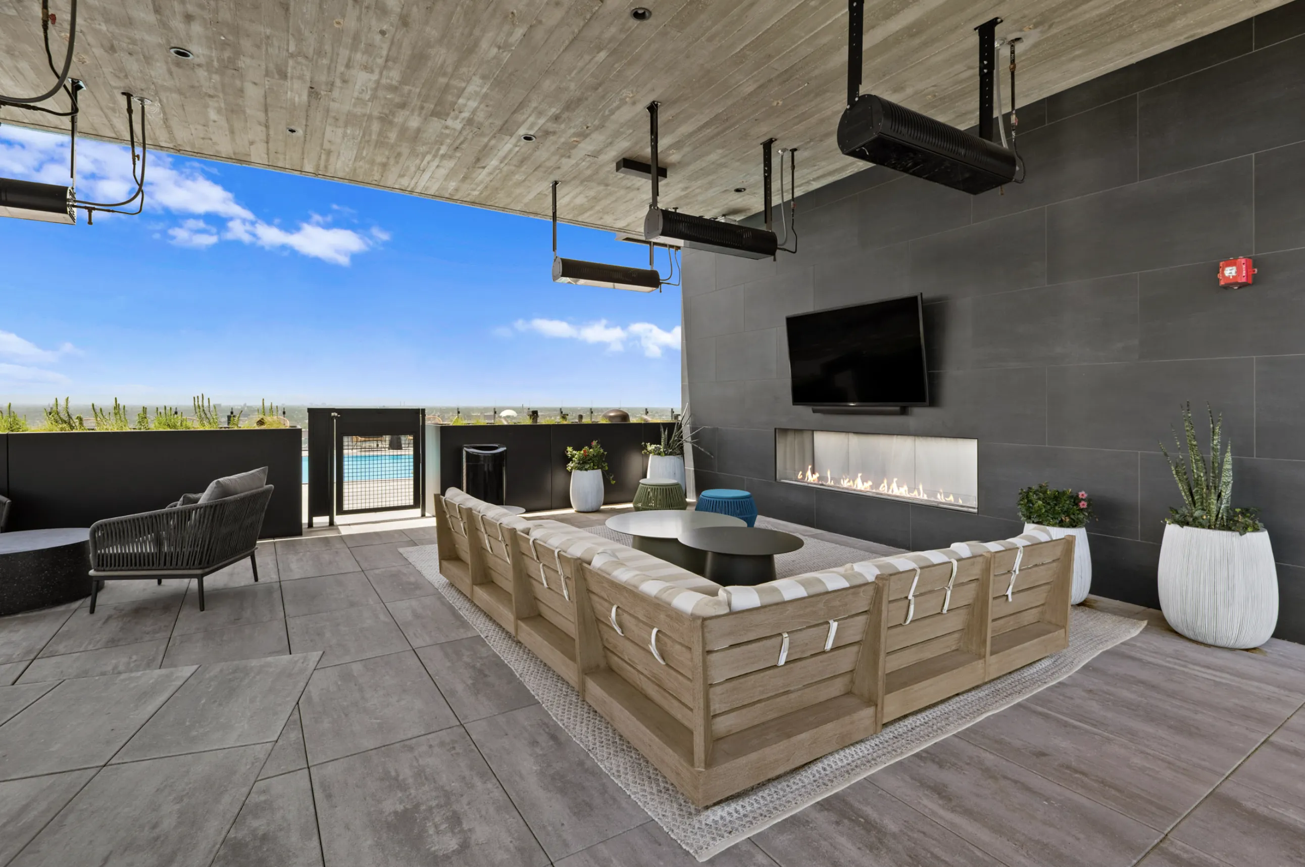 Parq Fulton Apartments in the West Loop of Chicago 