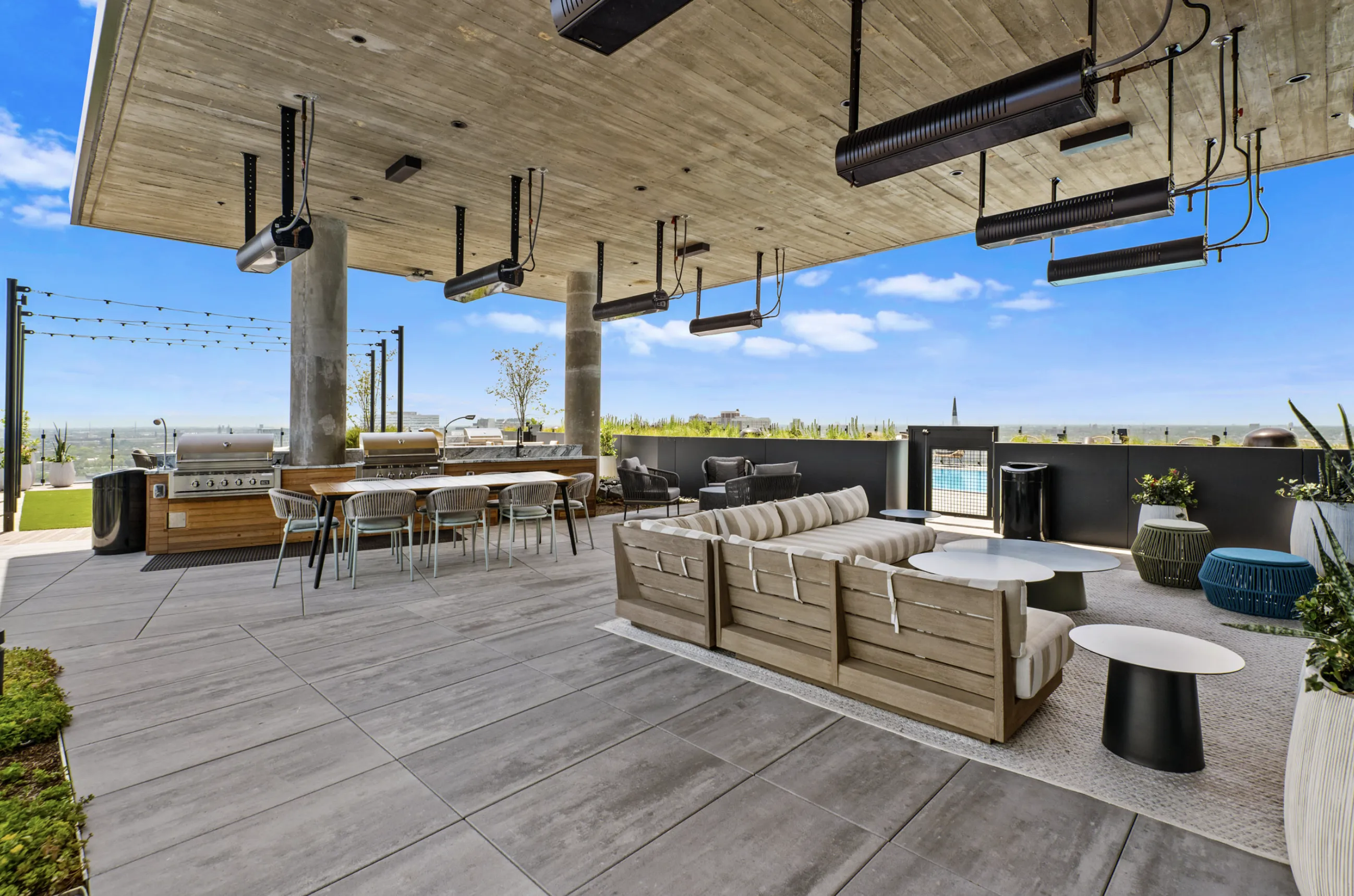 Parq Fulton Apartments in the West Loop of Chicago 