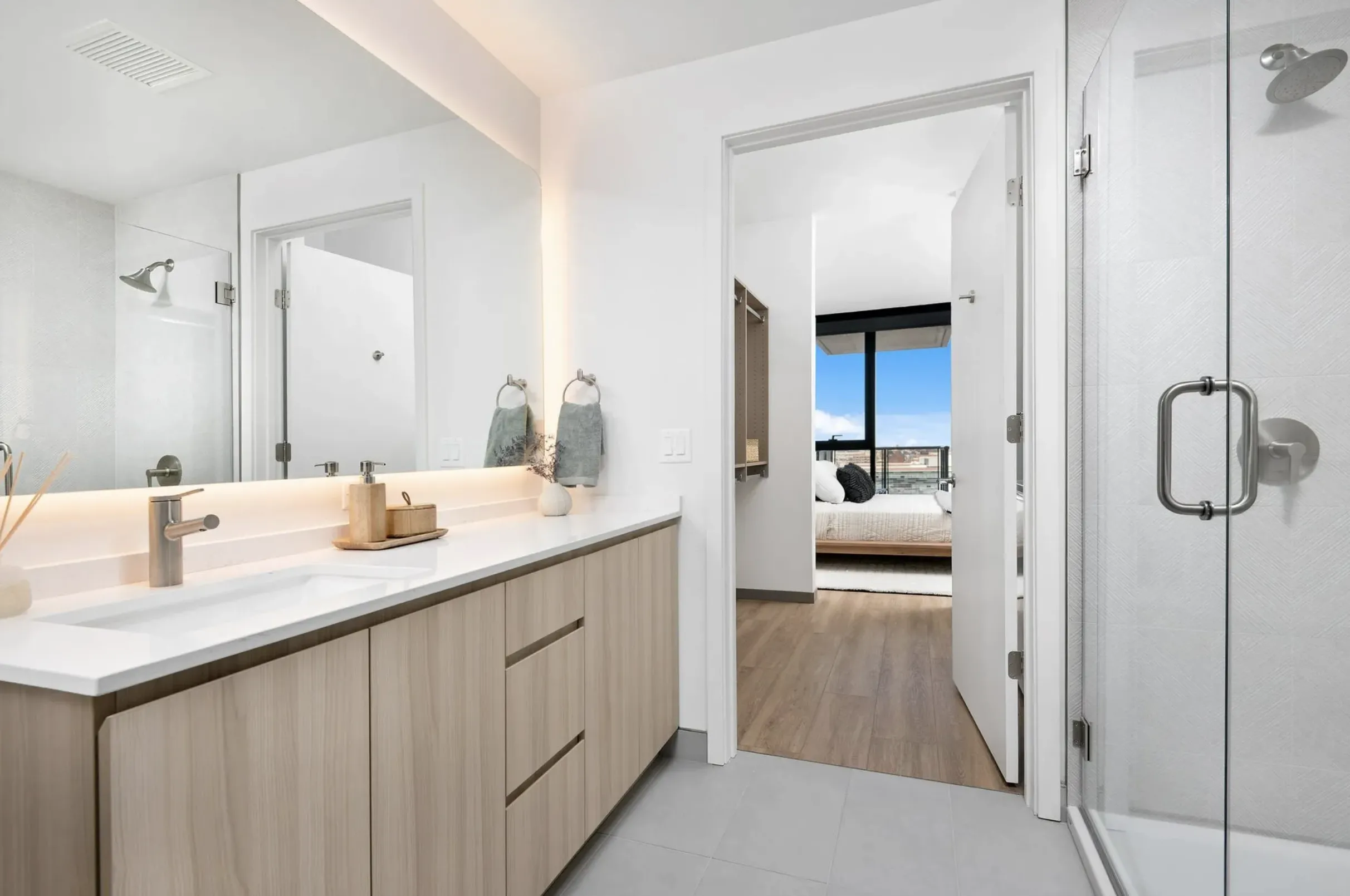 The Lydian Apartments in Tri-Taylor Chicago