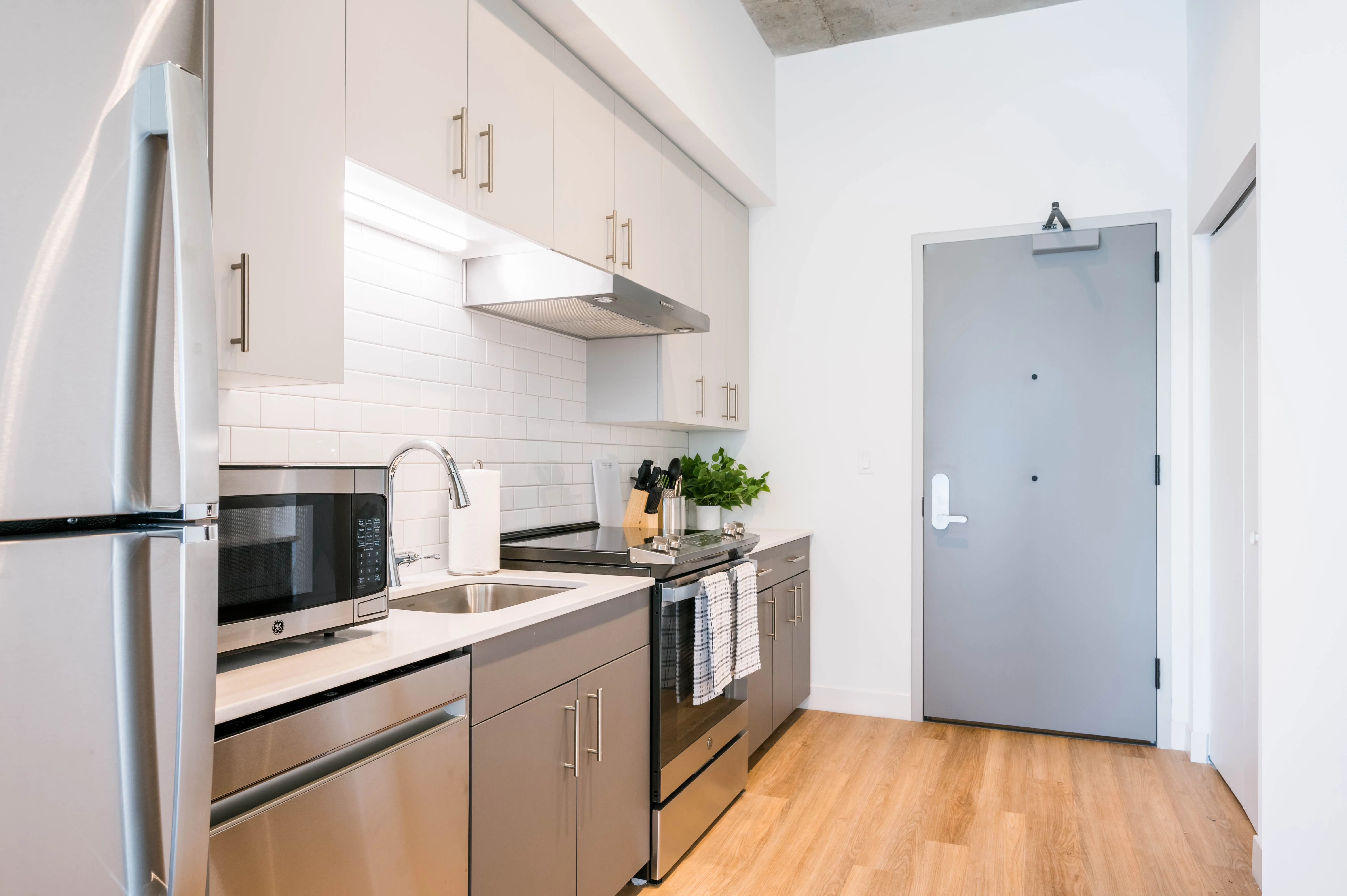 The Post Chicago Apartments