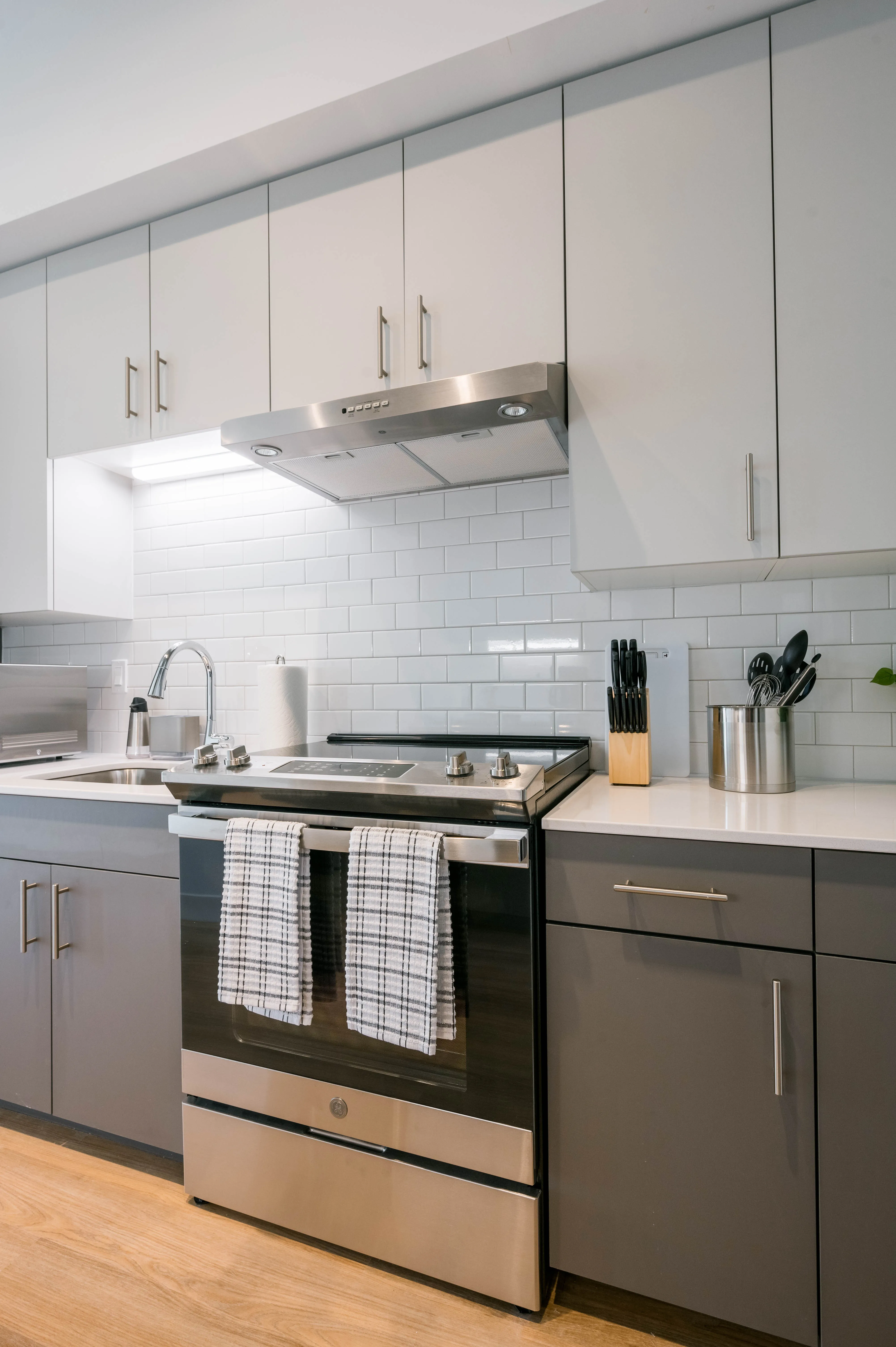 The Post Chicago Apartments