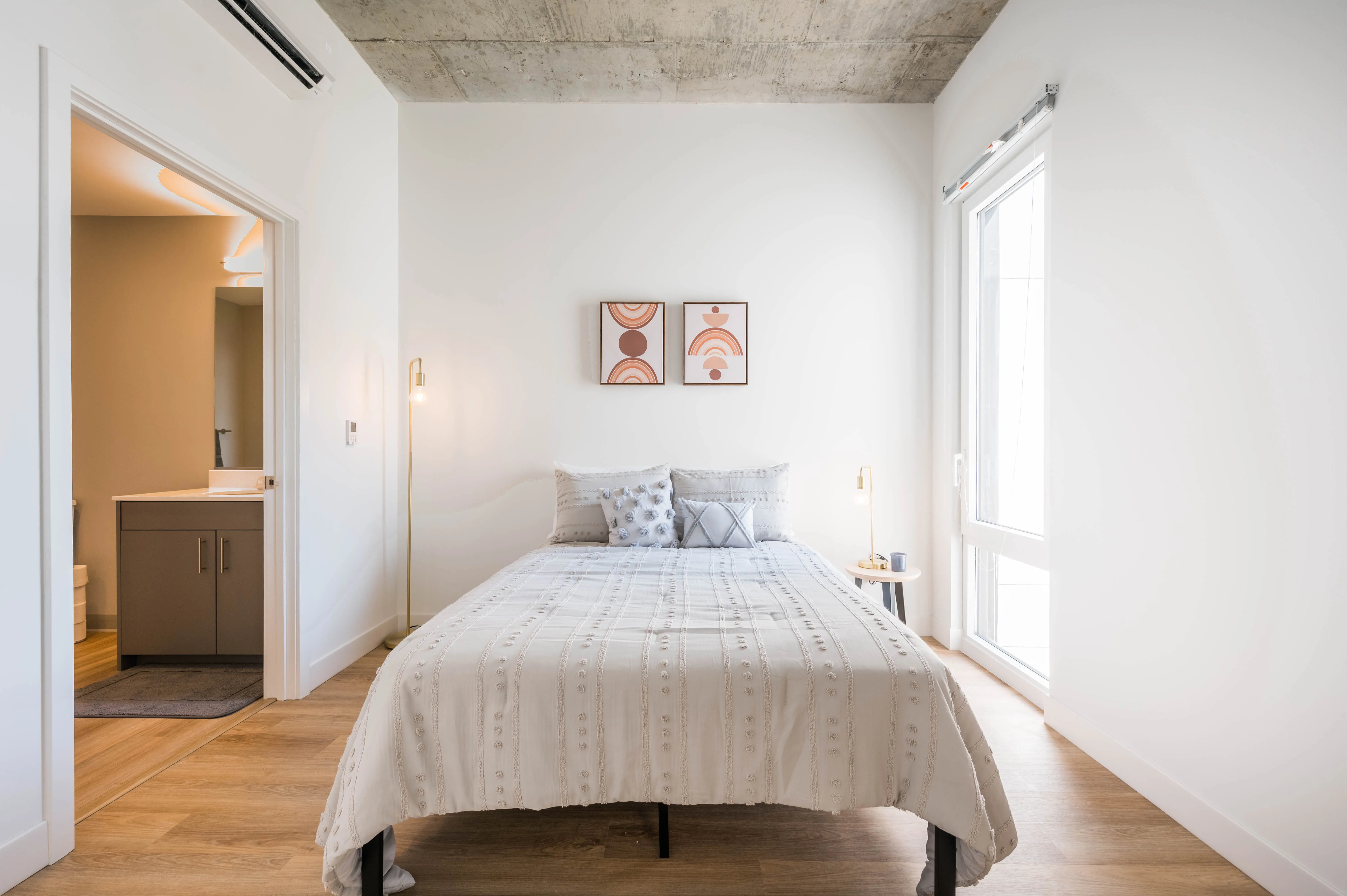 The Post Chicago Apartments