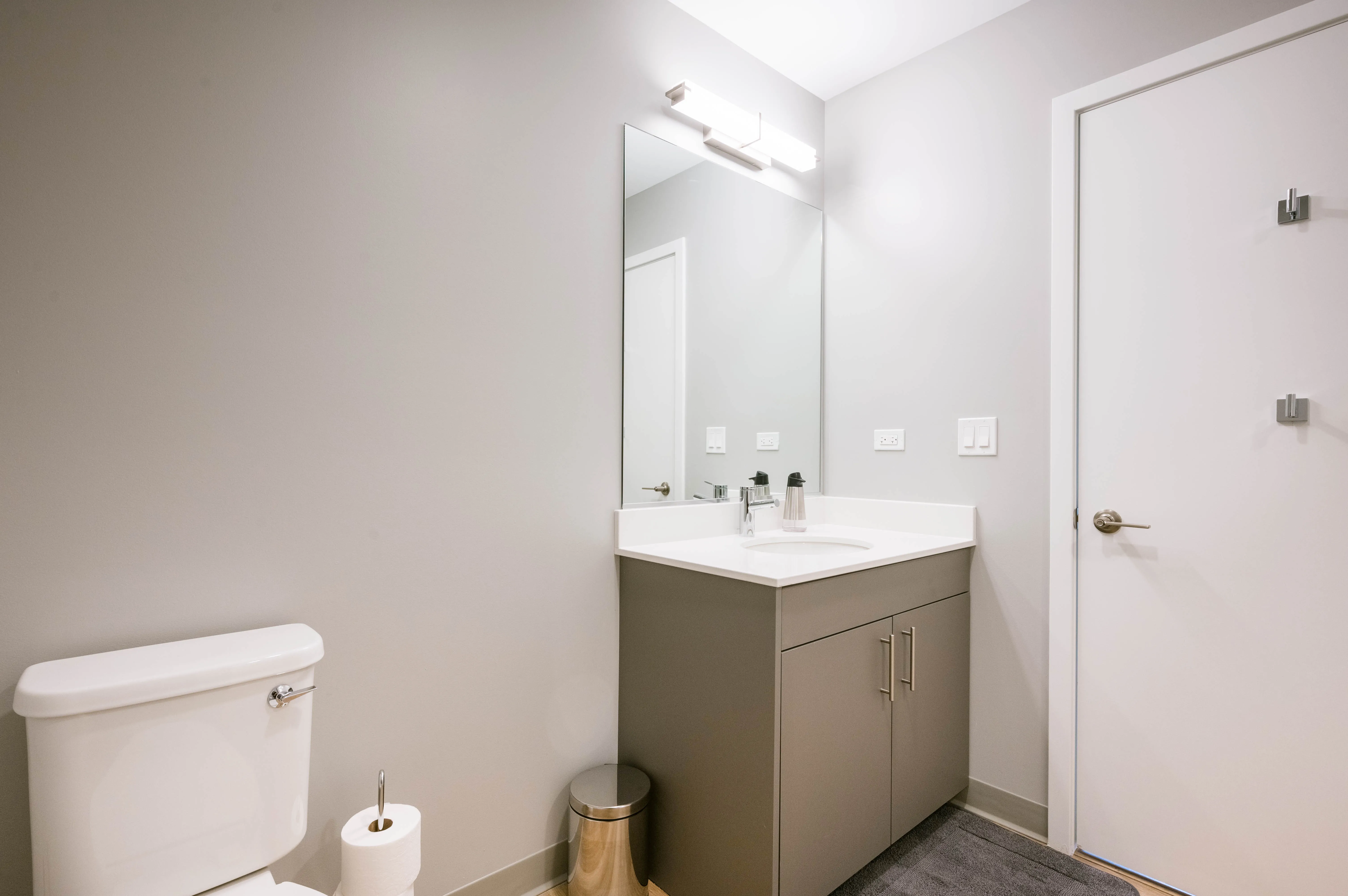 The Post Chicago Apartments