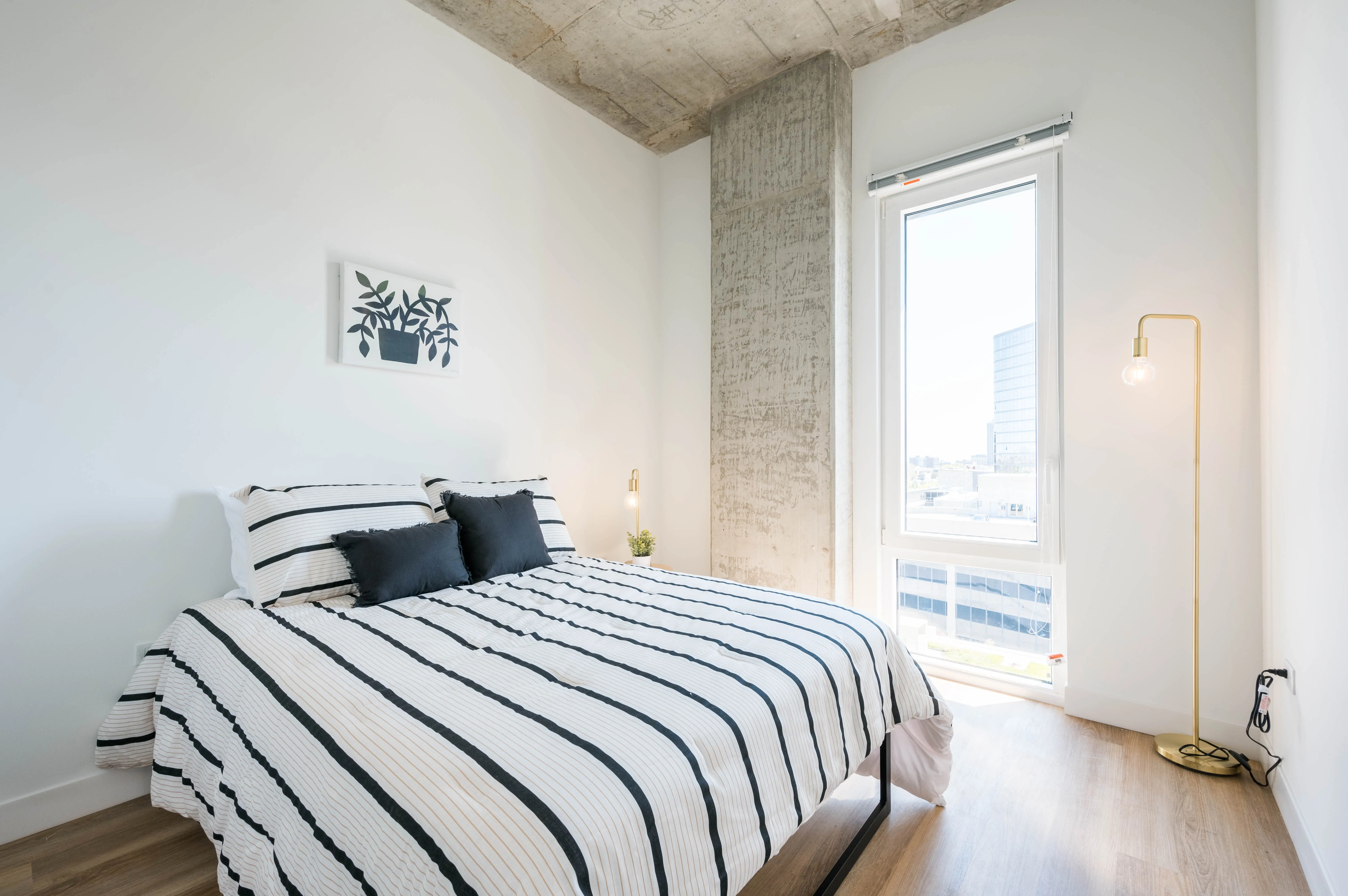 The Post Chicago Apartments