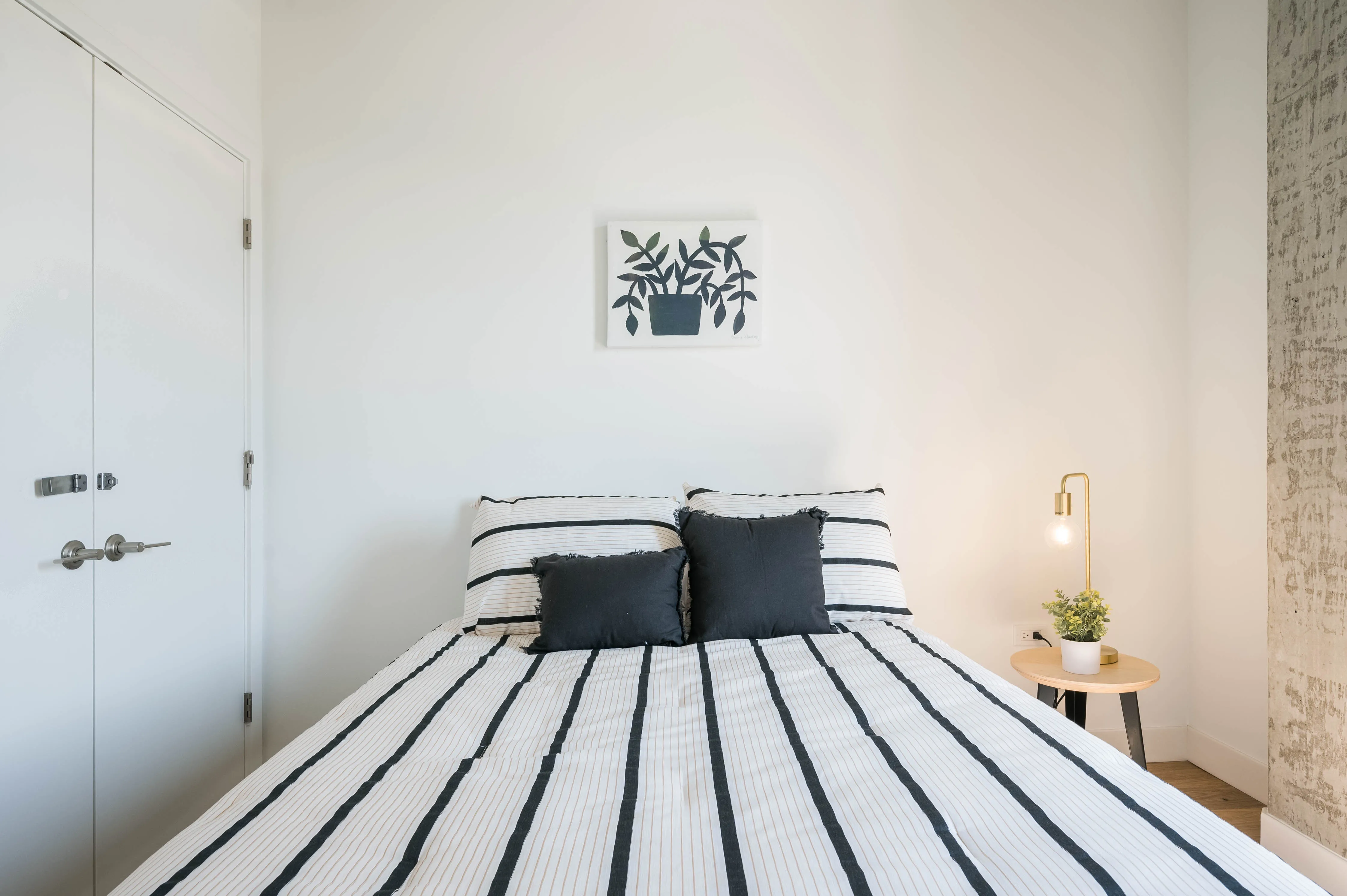 The Post Chicago Apartments