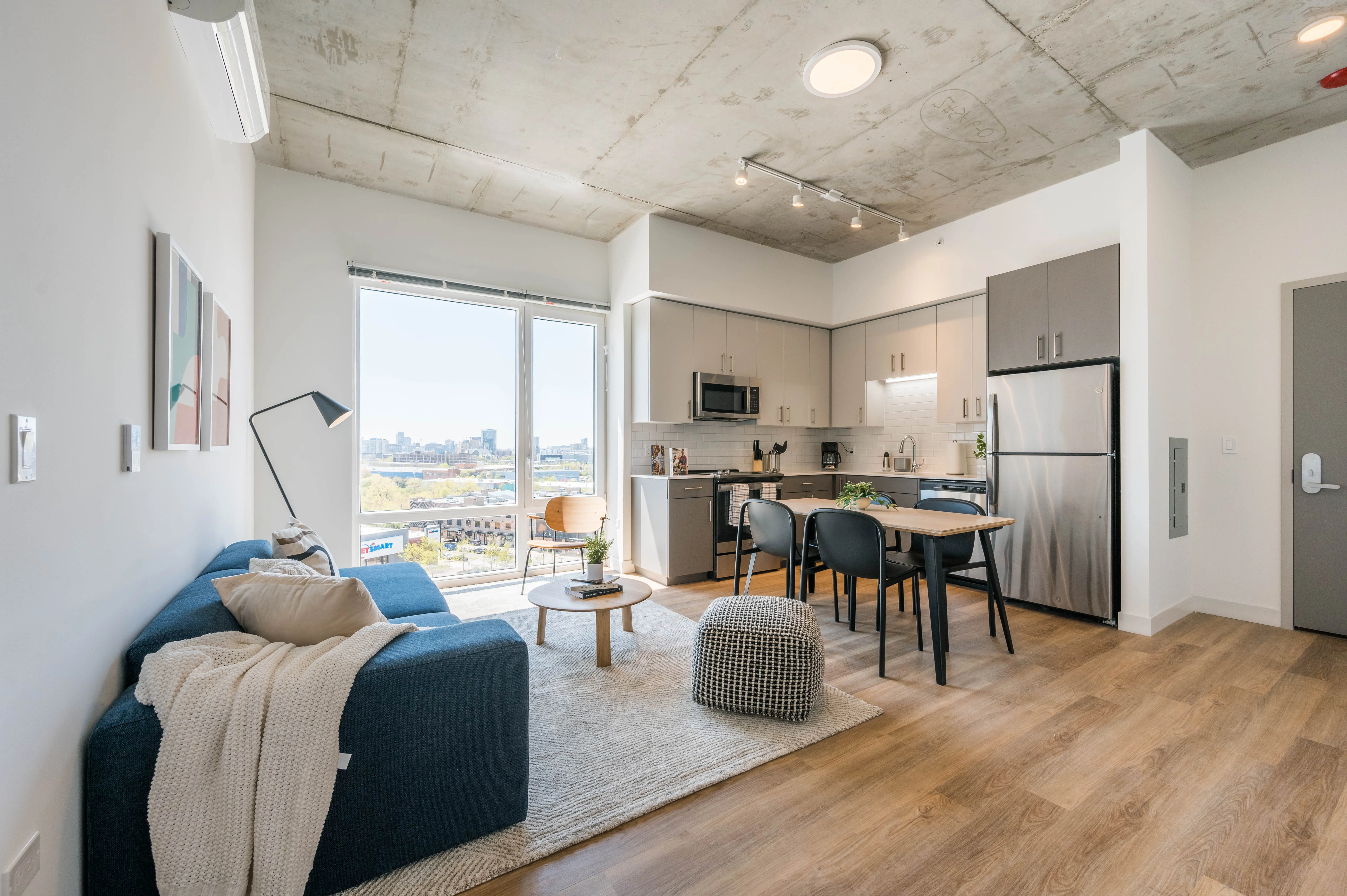 The Post Chicago Apartments