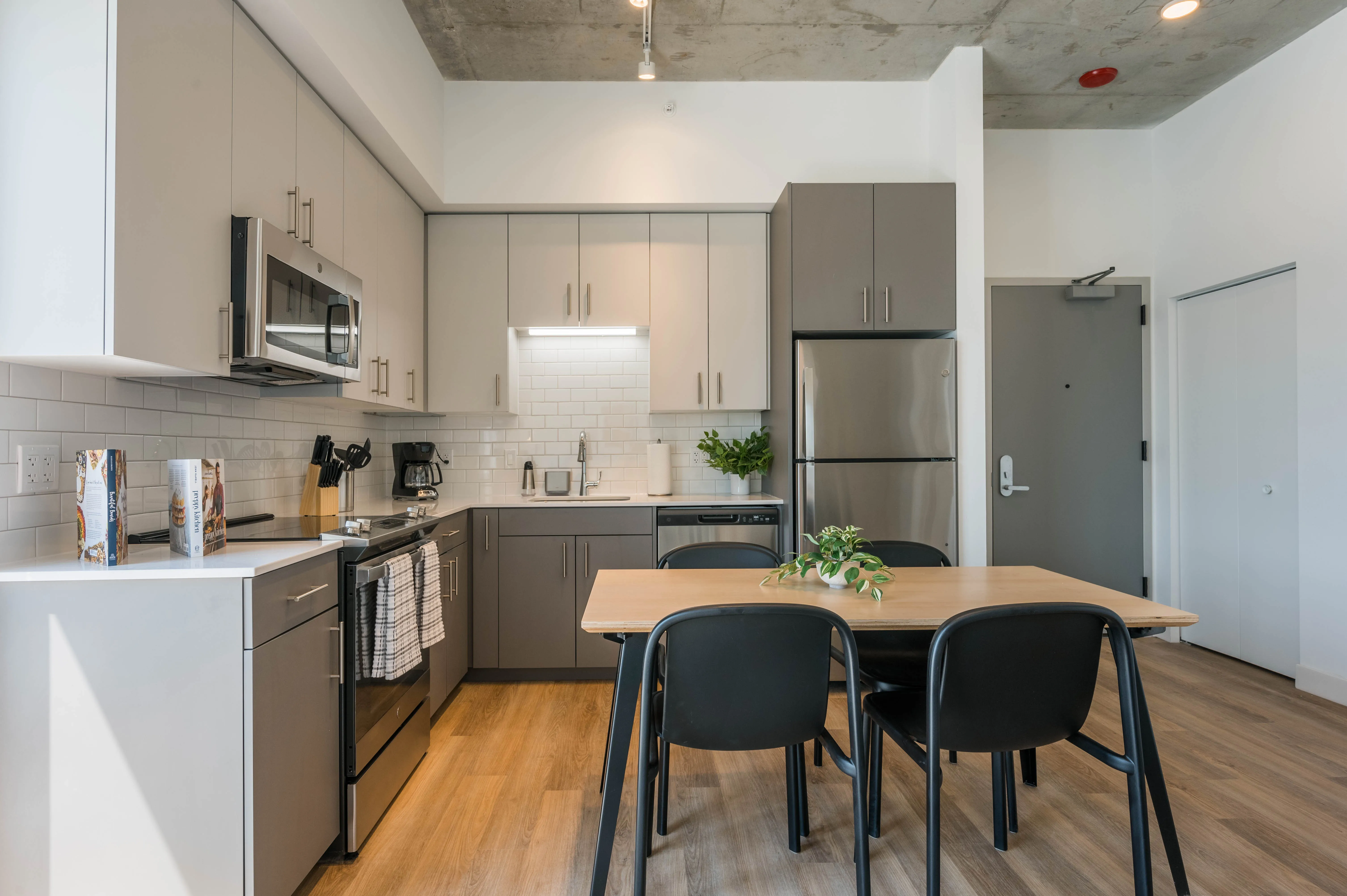 The Post Chicago Apartments