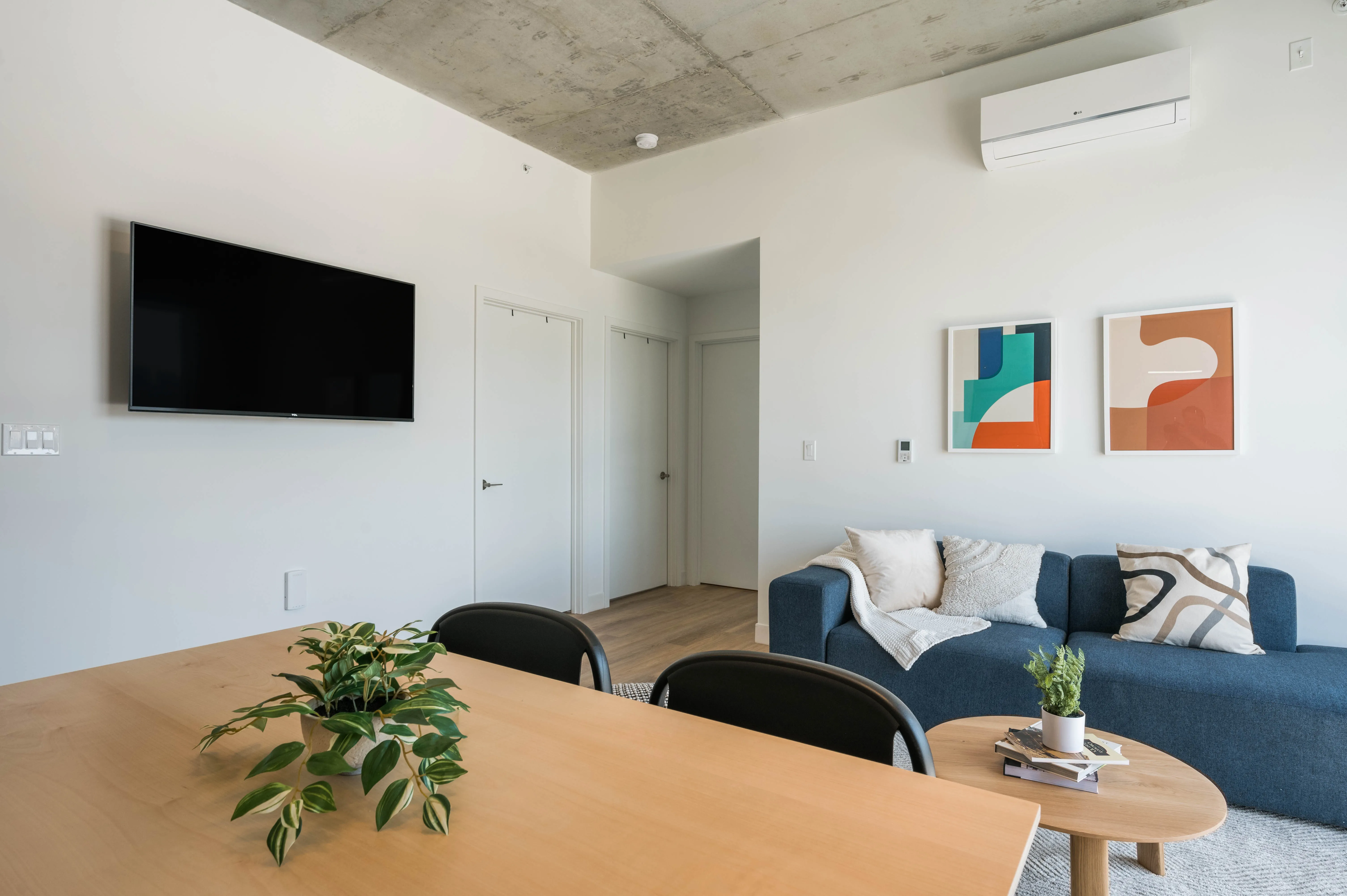 The Post Chicago Apartments