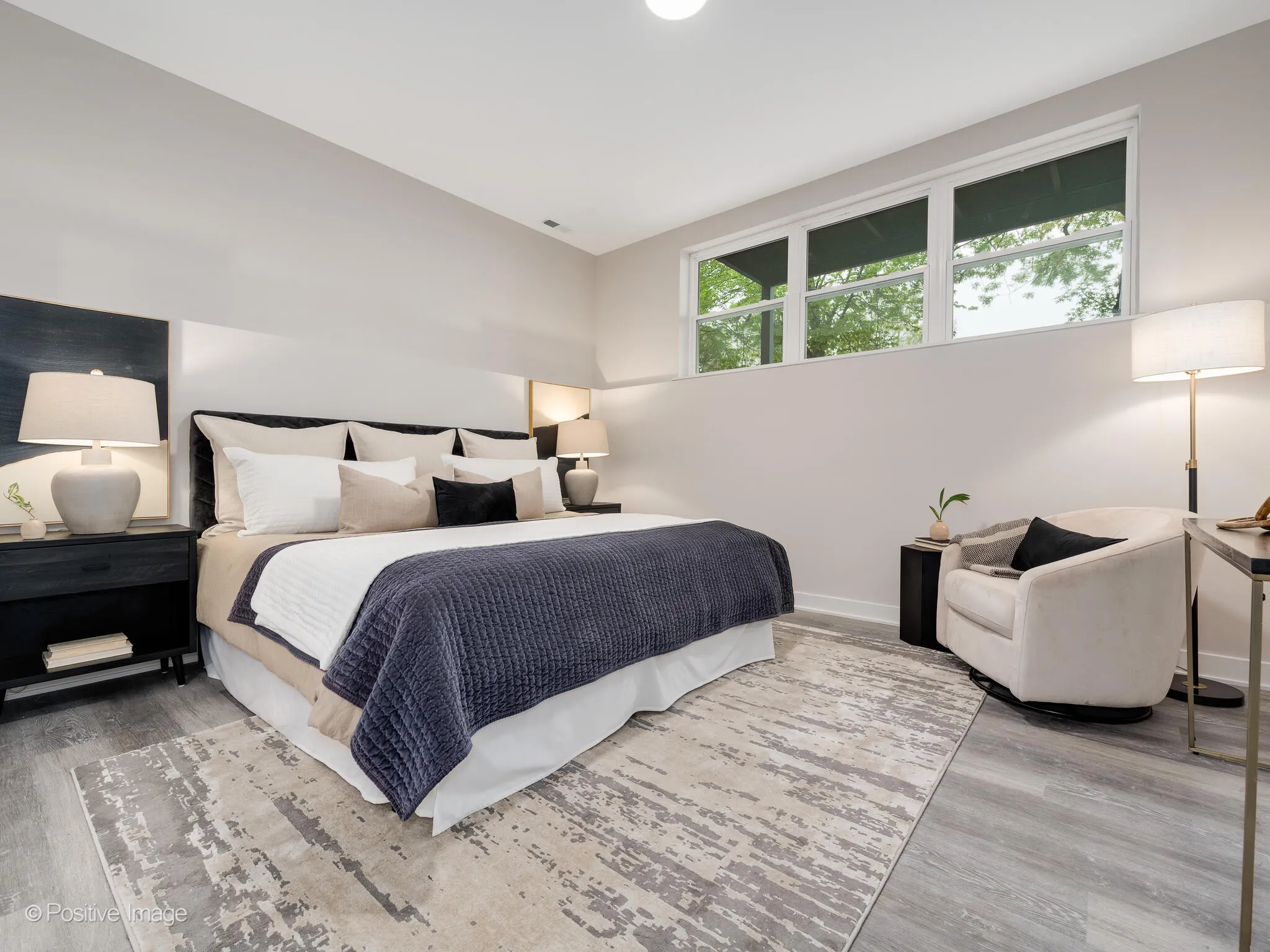 Duplex Down Powder Room