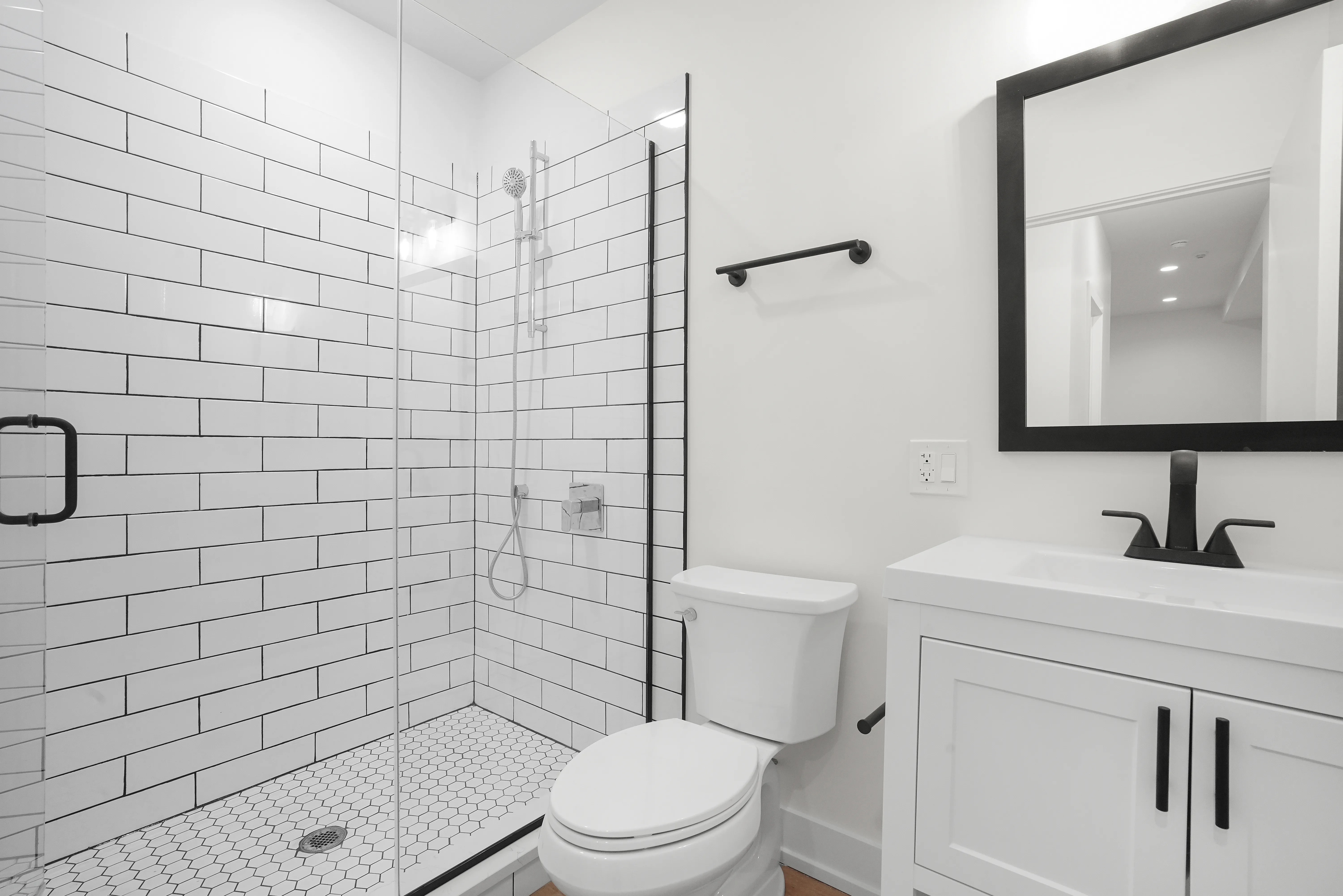 2219 N HAMTON AVE 60647-The Hedwig-Chicago-IL