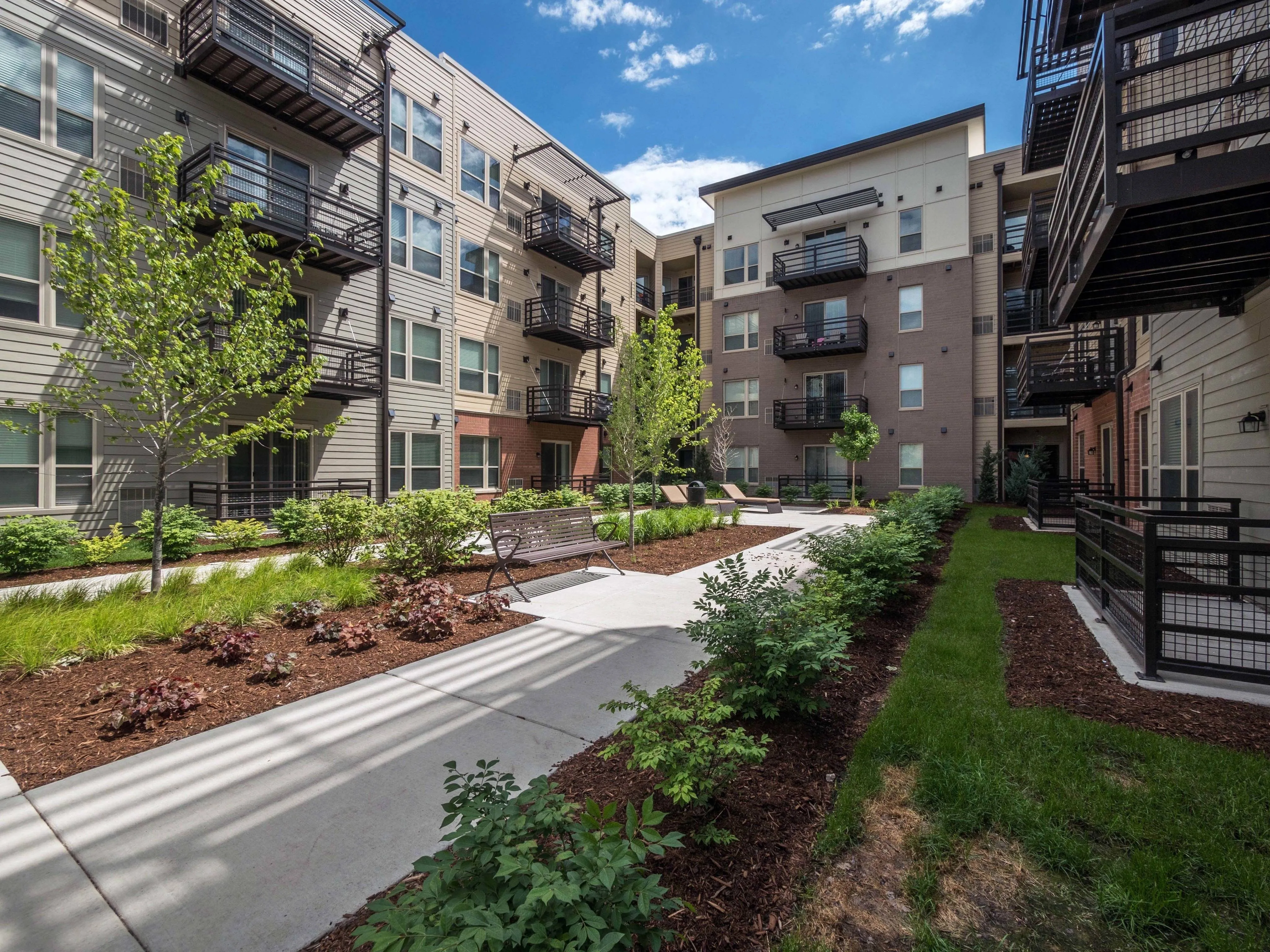 Arrive Glenview Apartments