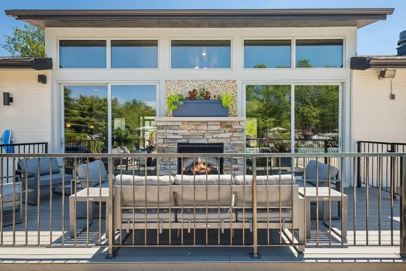 Arrive Oak Brook Heights Apartments