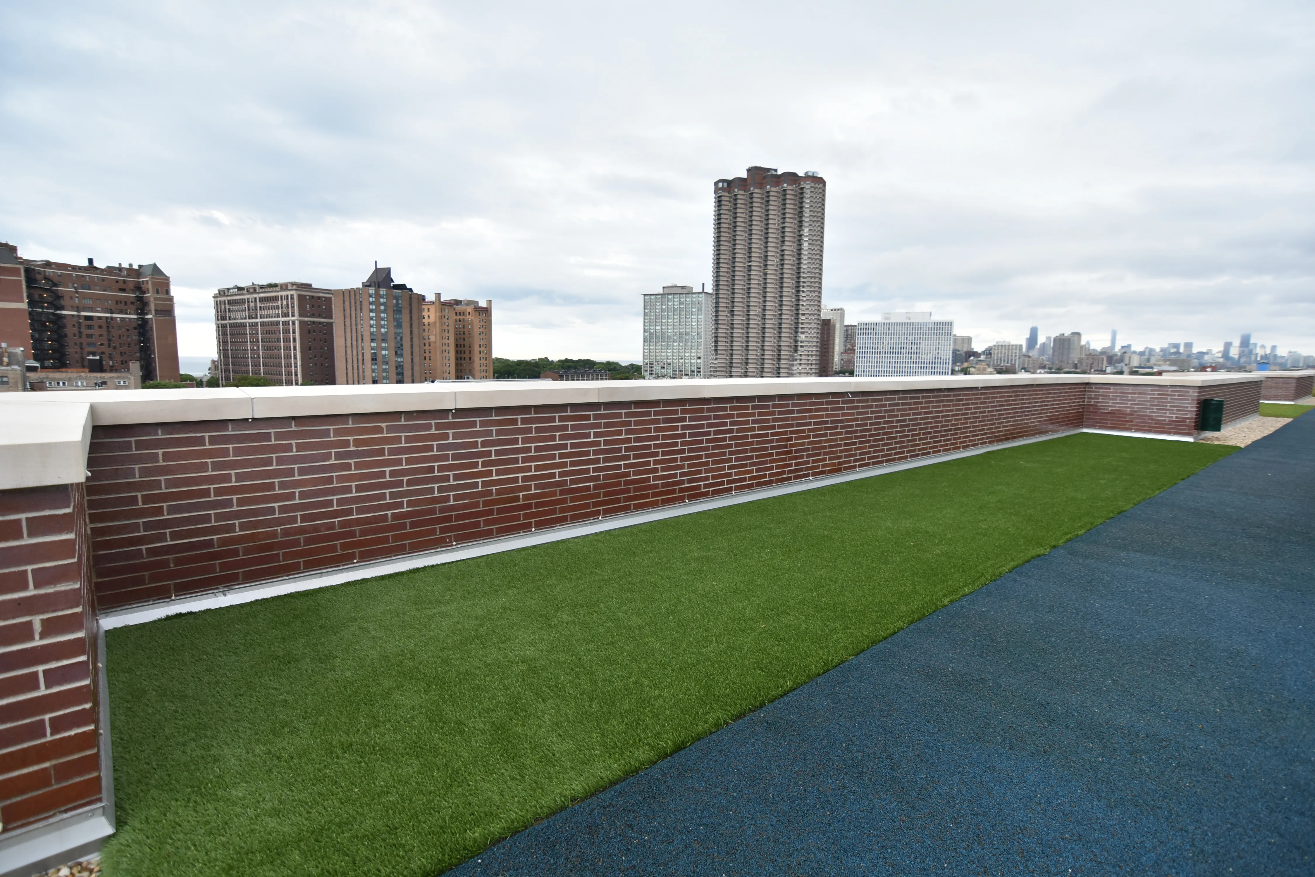 Rooftop Community Garden at The Eagle Building Apartments