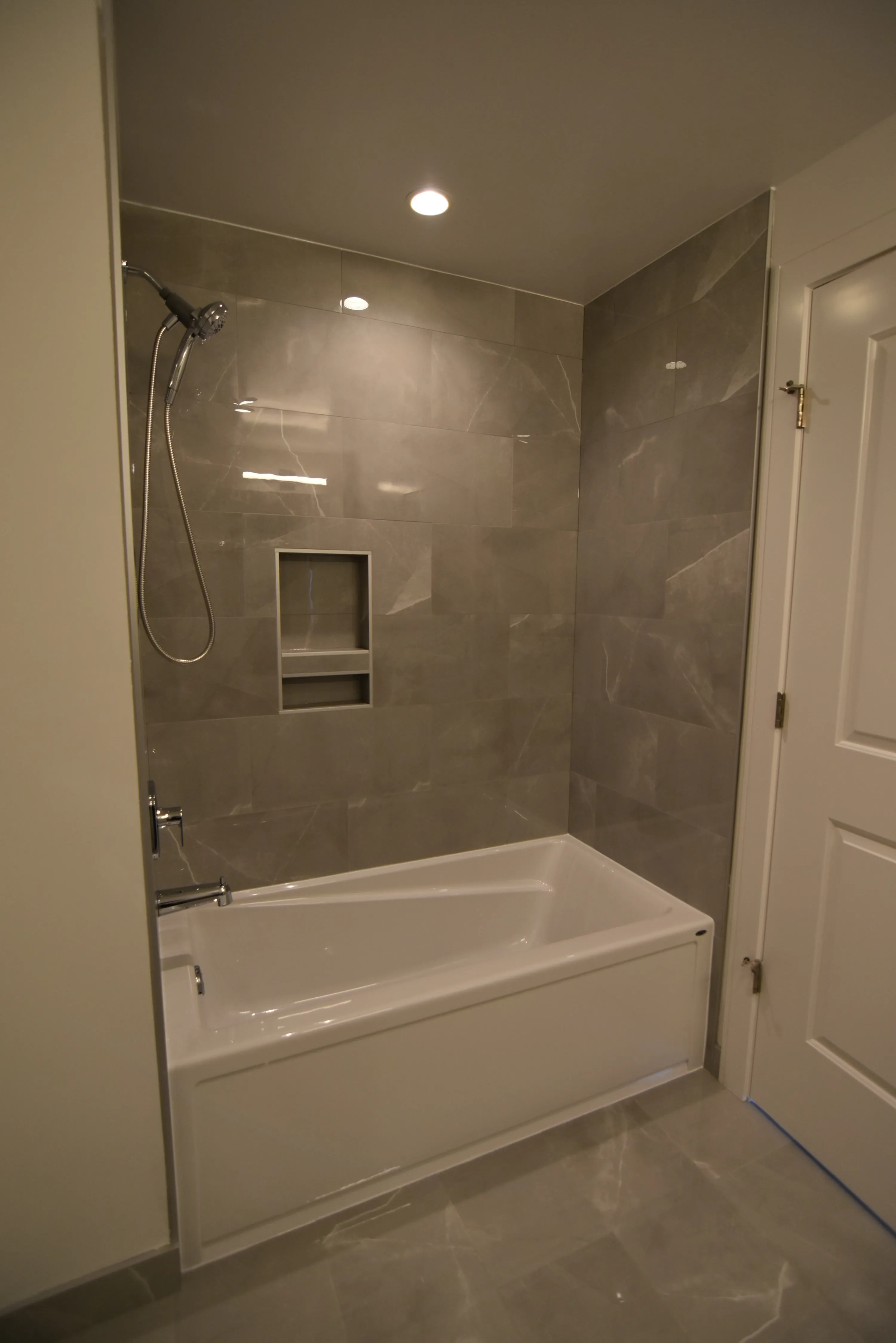 Unit #520 - Large nook space - usable for dining or WFH office